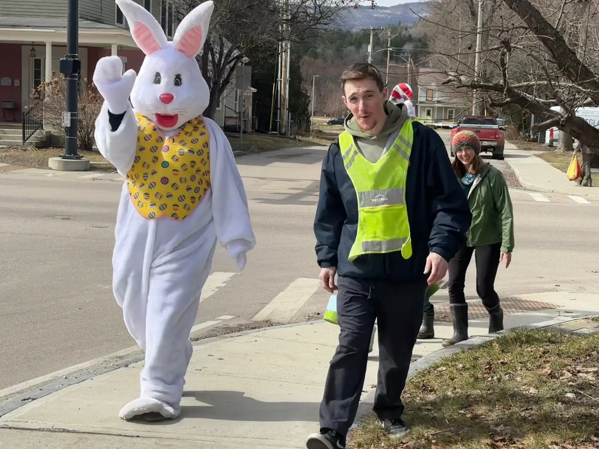   An Easter Bunny strolls along with Rotary Co-President Hayden Jones.&nbsp; Photo by Lisa Scagliotti  