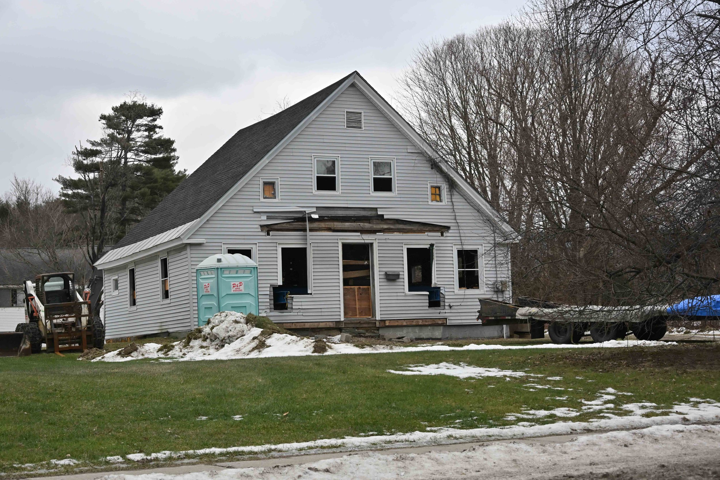   Dec. 21, 2025: The Butler house prior to the move. Photo by Gordon Miller  