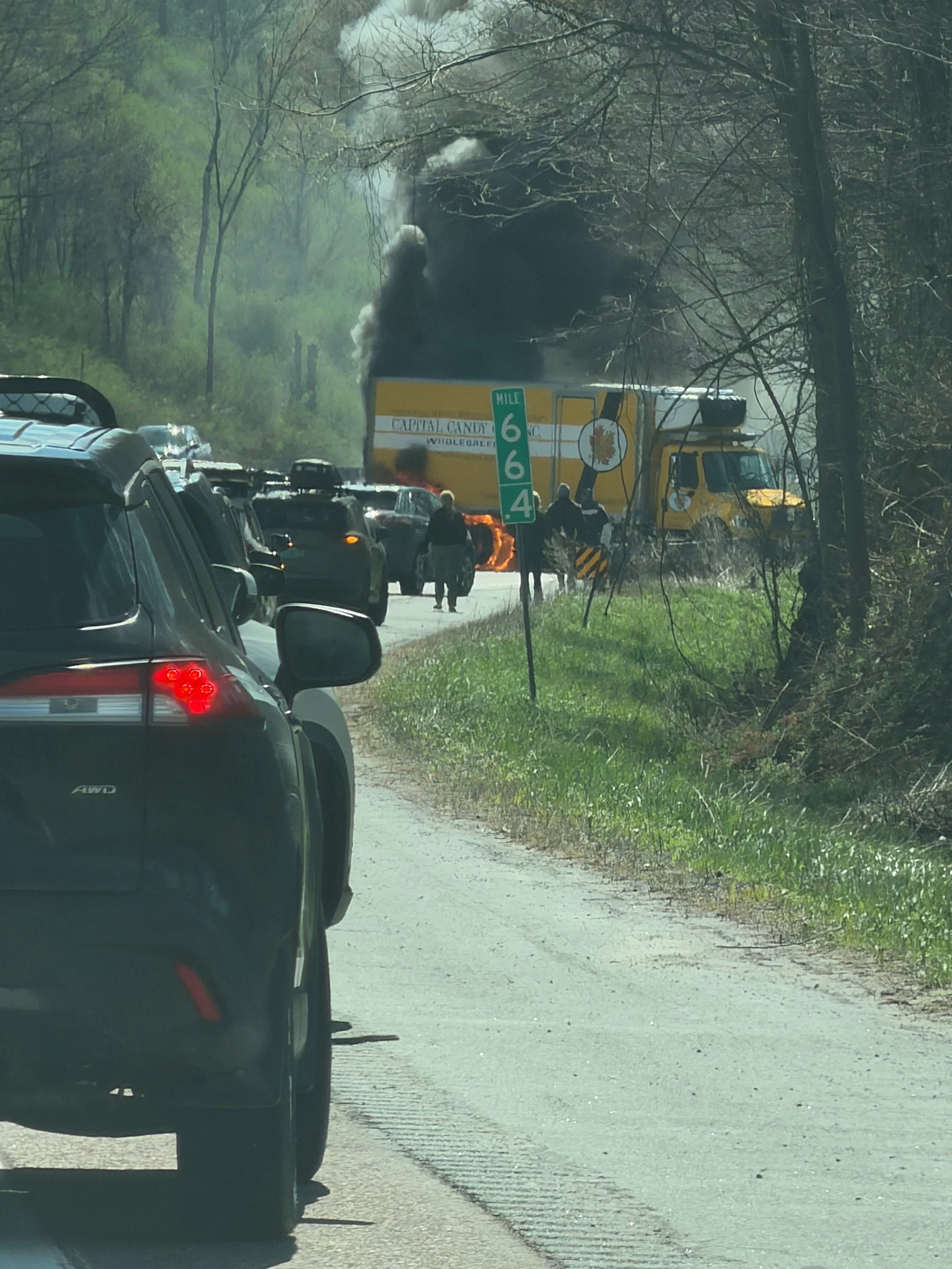 Box truck fire closes I-89 temporarily