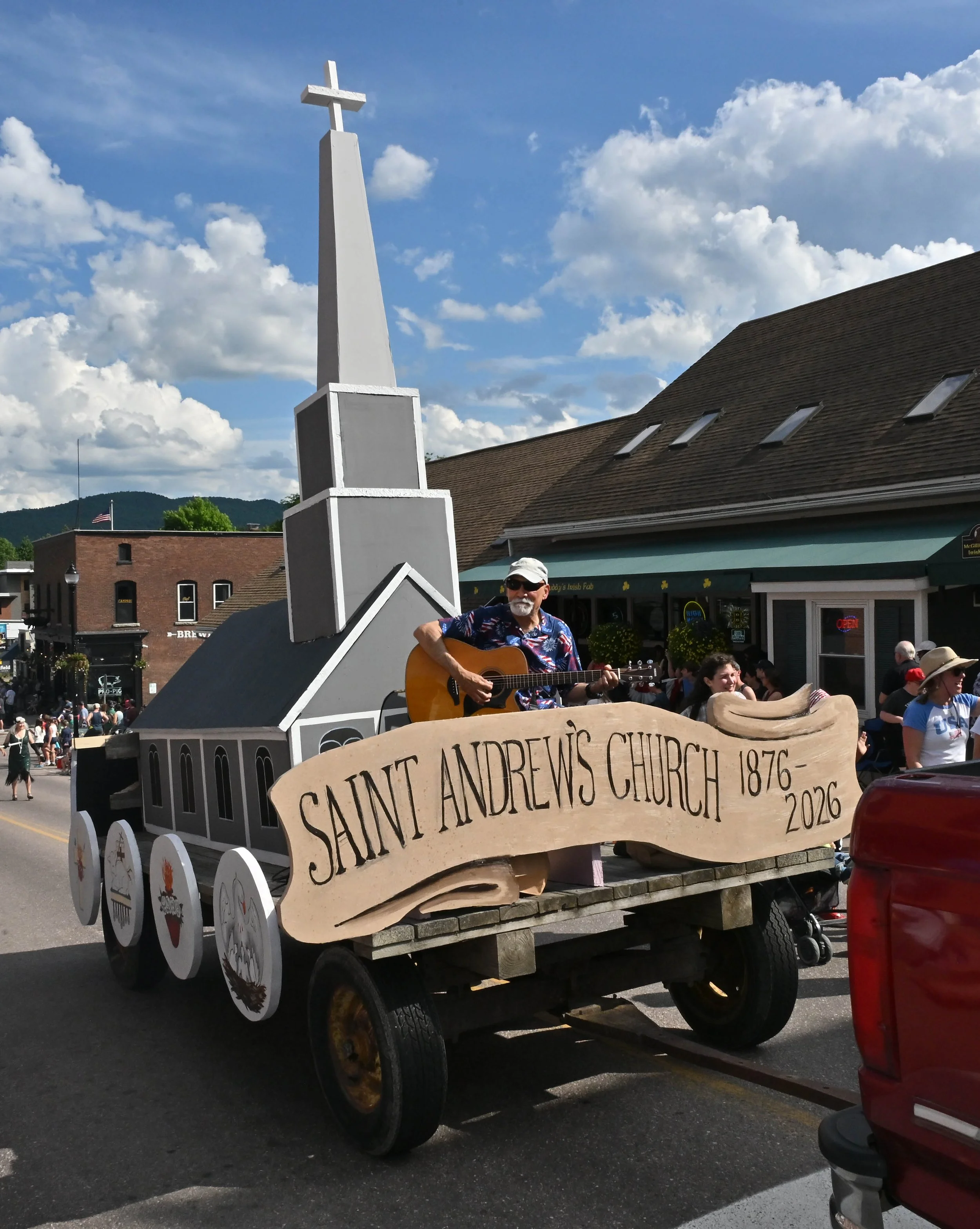  St. Andrews Catholic Church, celebrating its 150th year as a parish in Waterbury, won Best Overall parade entry. Photo by Gordon Miller 