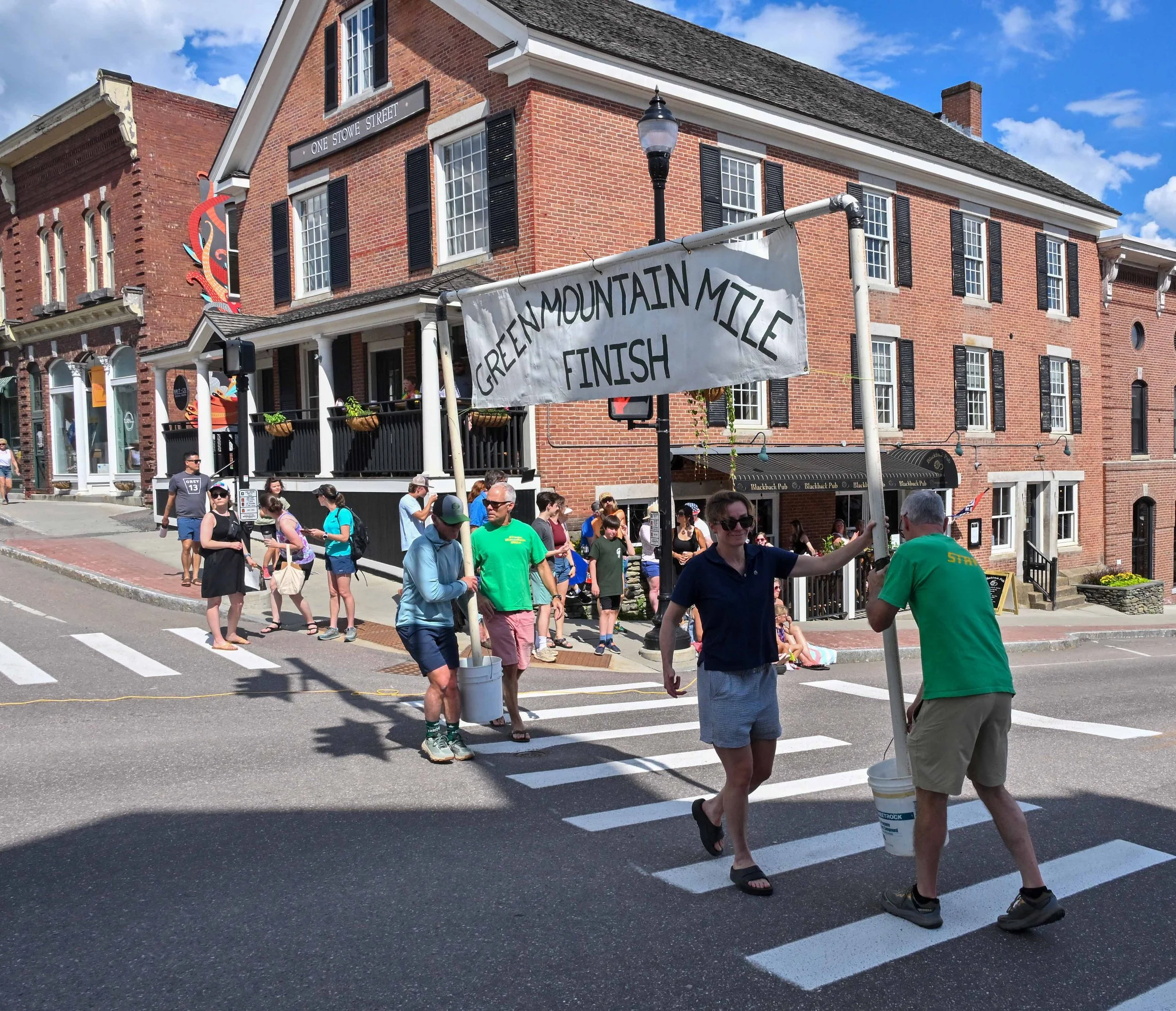  The finish line is set up at the corner of Main and Stowe streets. Photo by Gordon Miller 