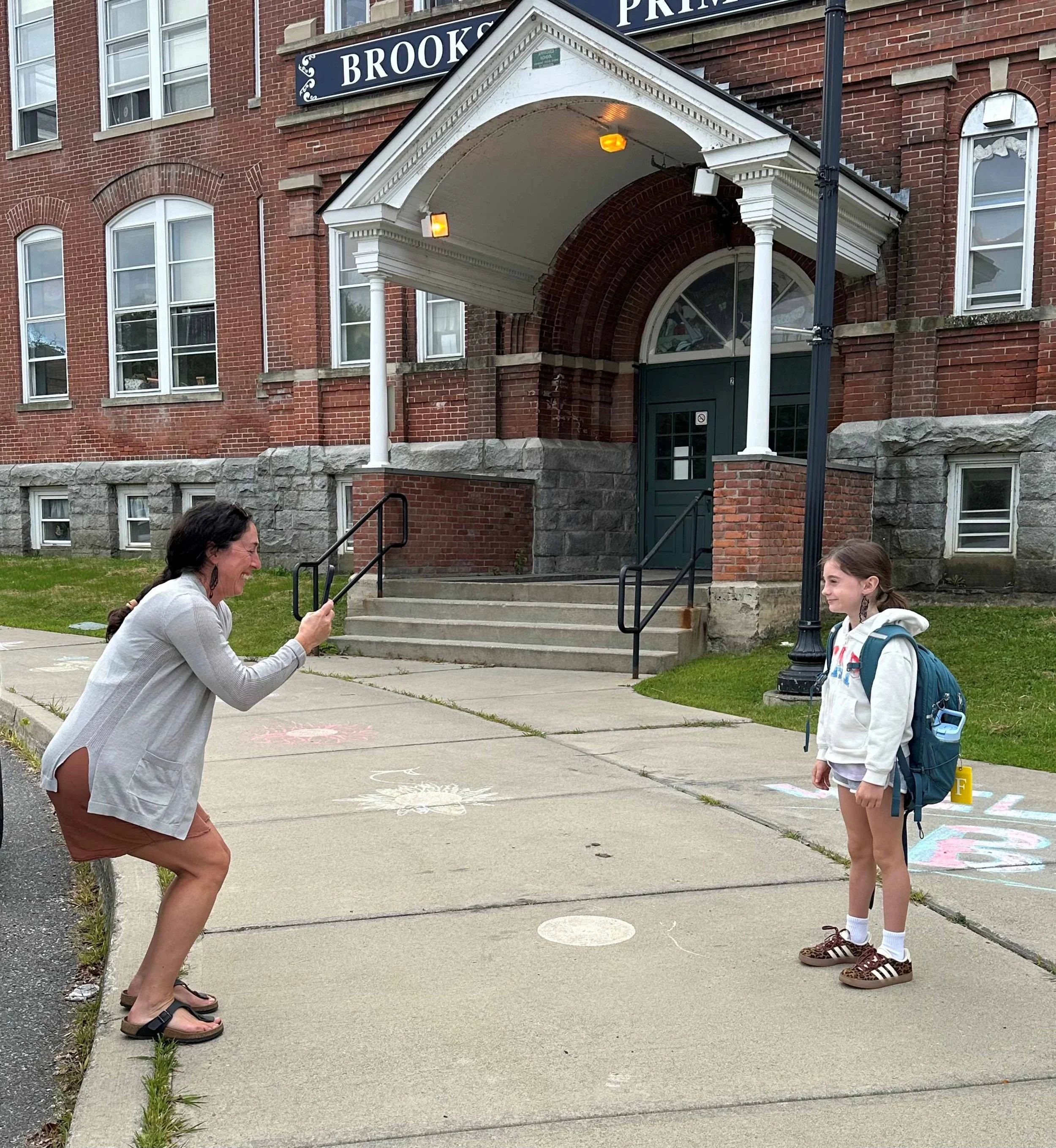 BPS first day 8-26-26 dropoff_lisa (12).jpg