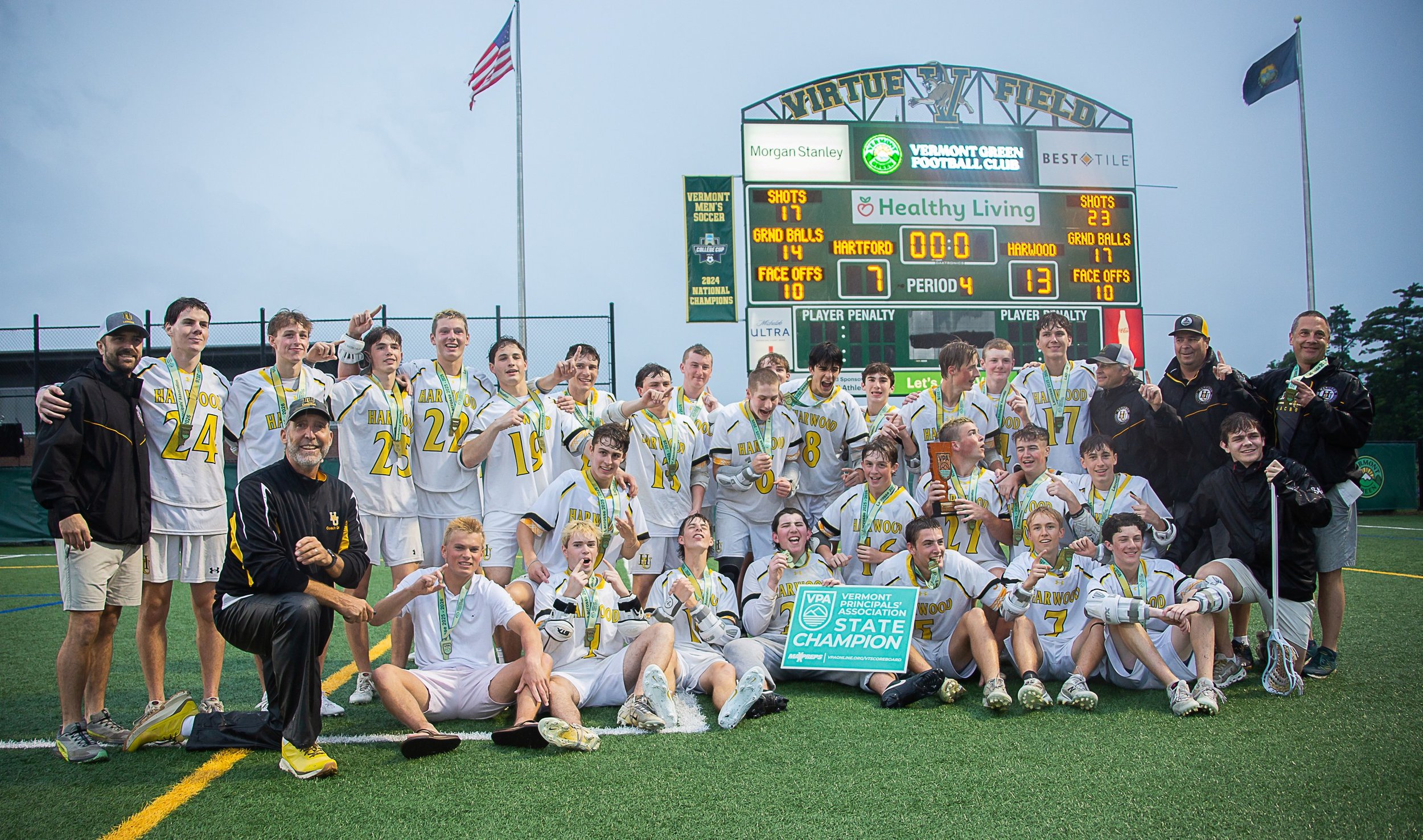 Harwood crushes Hartford in D-II final