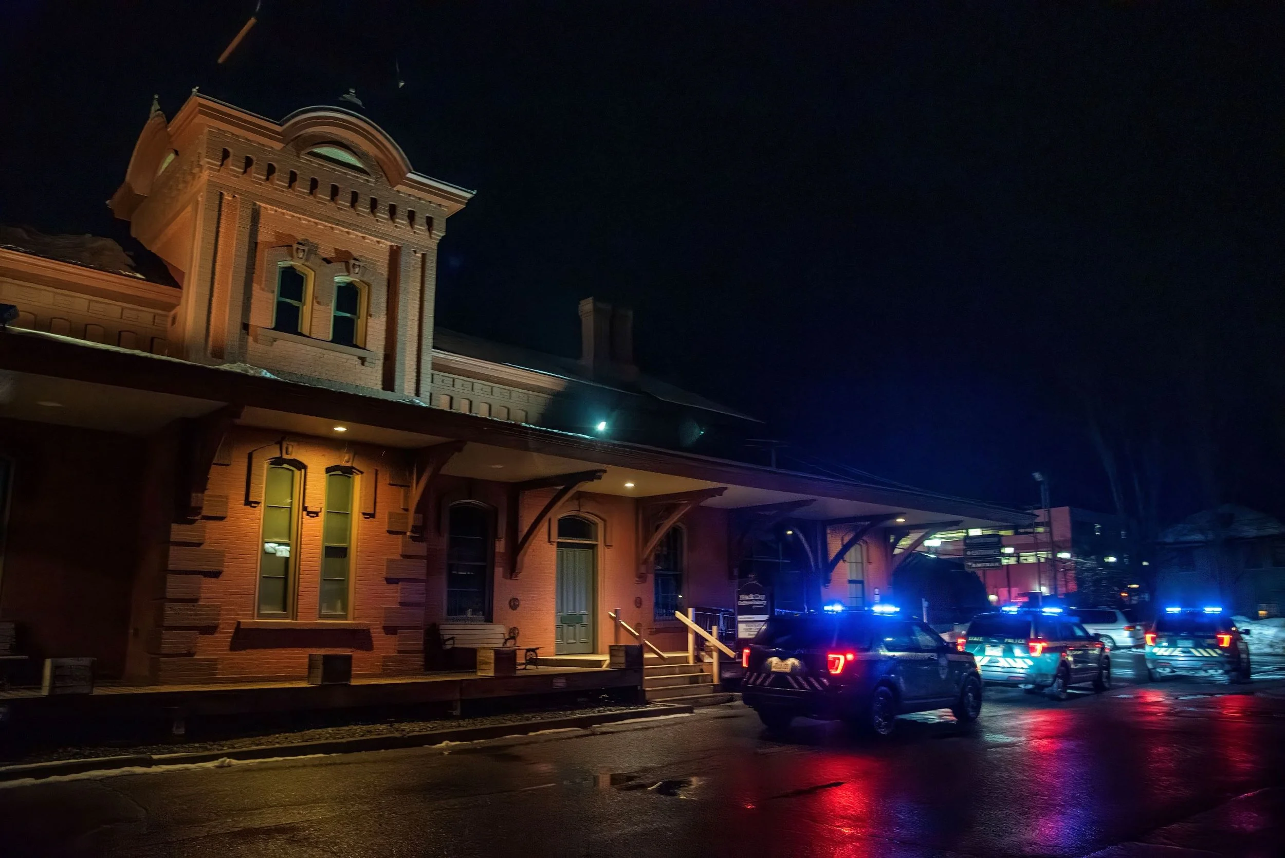 Waterbury Train Times - 3yutlt0