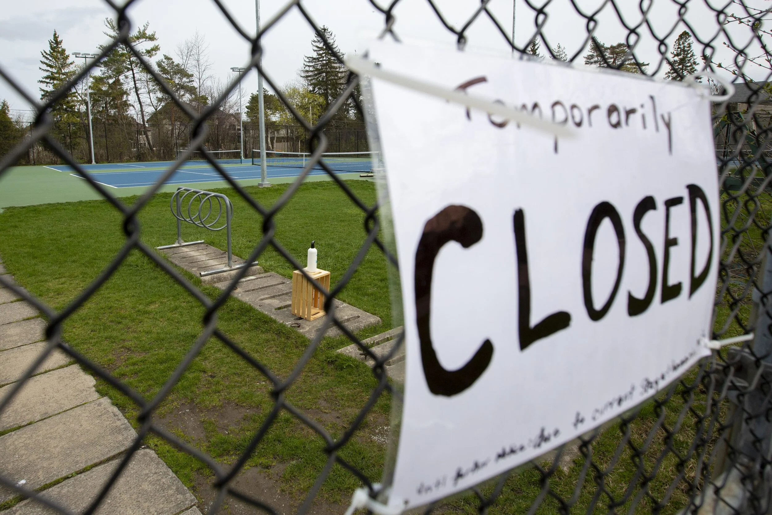 Deputy Mayor Insists Golf Courses Are Safe to Reopen Because 'Everyone Who Still Isn't Vaccinated Is Also Poor'