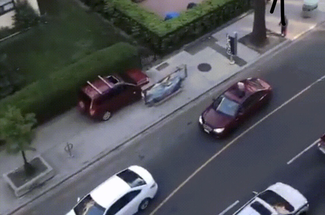 “I thought it was a streetcar track,” Says Driver Filmed On Sidewalk