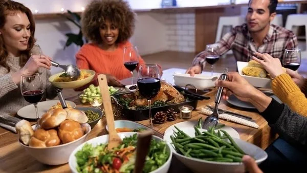 Five Ways To Survive Thanksgiving With Your Family 