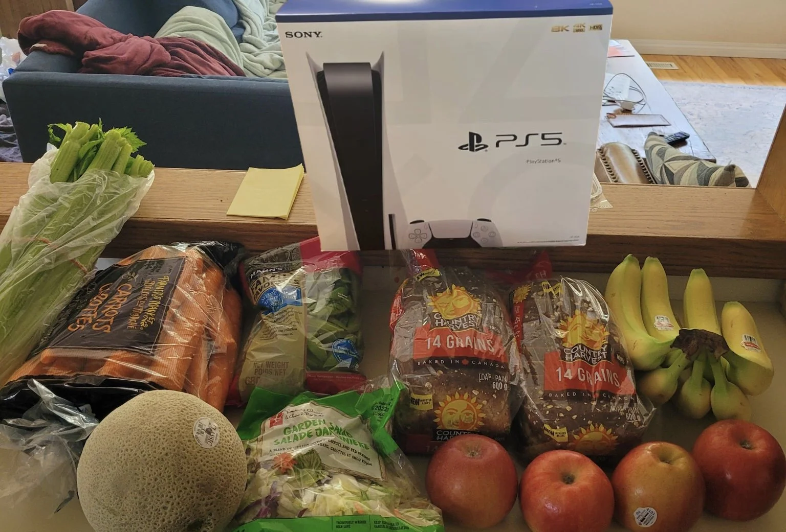 Canadian Man Shocked After Recent Grocery Trip Costs Him Nearly $1000