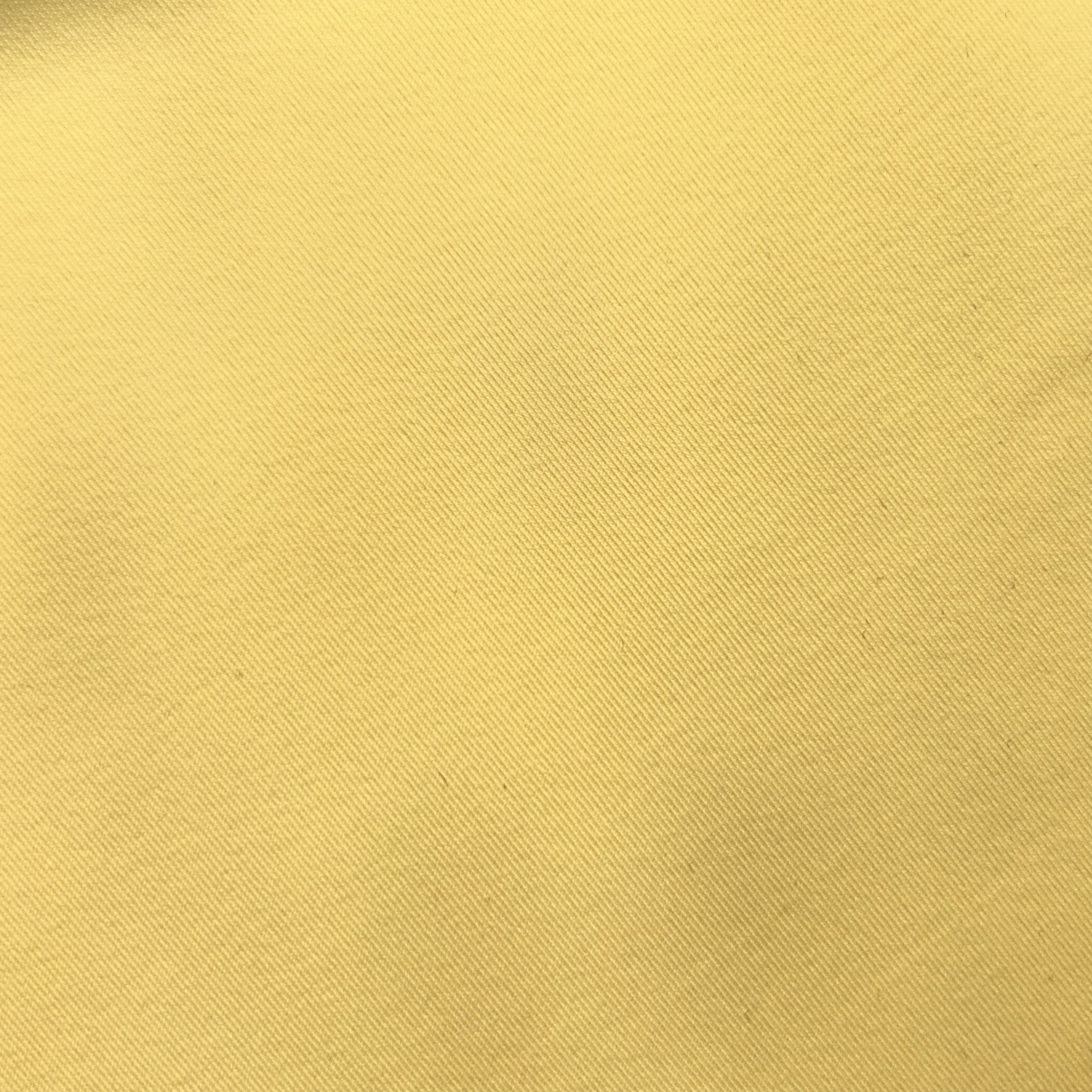 Puddin'- 78% ECONYL® + 22% Spandex
The perfect buttery baby yellow.