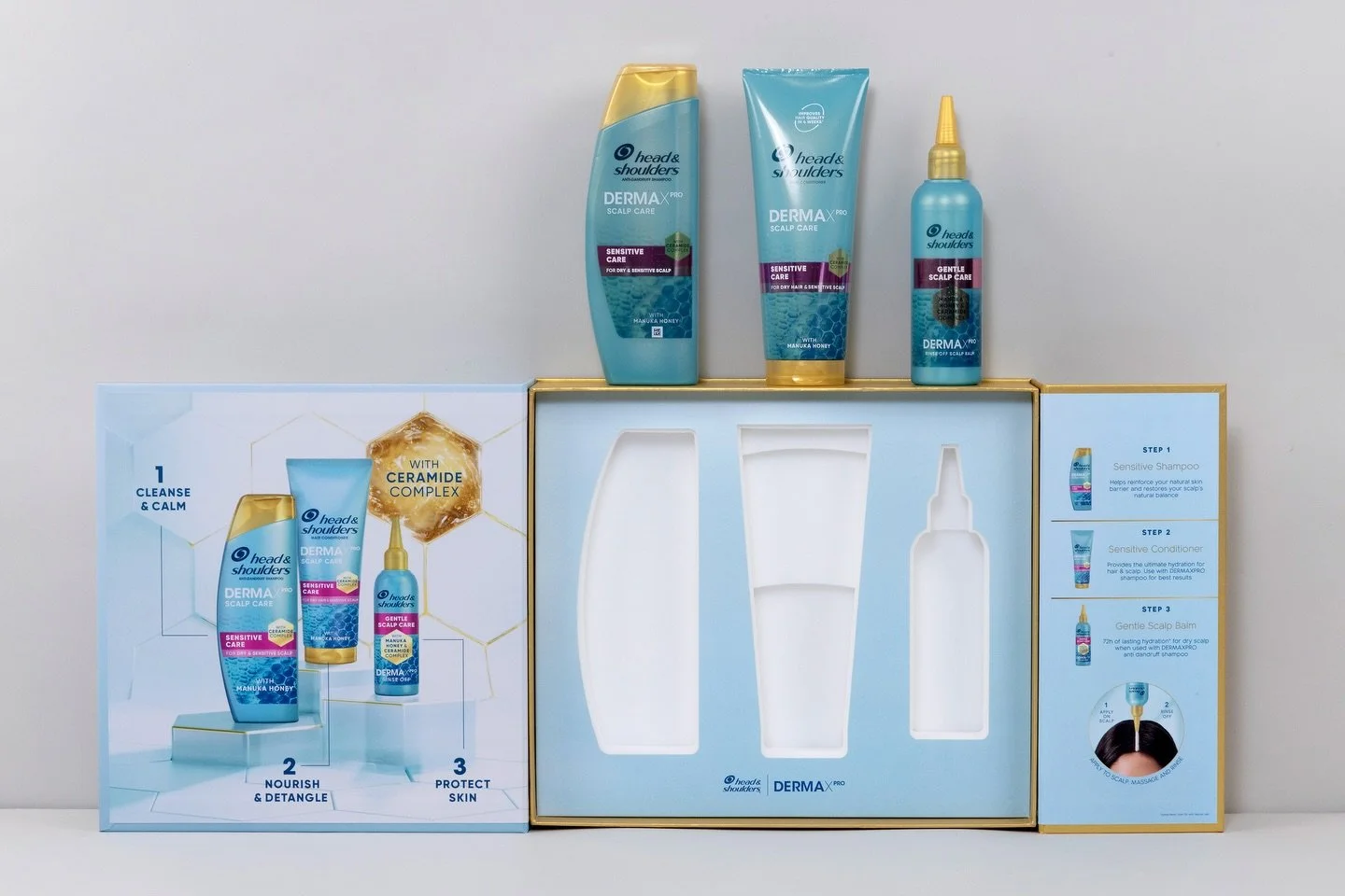 Scalp care, elevated. ✨🧴

For Head &amp; Shoulders DERMA X Pro, we designed luxury presentation boxes that reflect the science-led, dermatologically tested innovation behind the range. Clean, clinical, but with a premium edge.

The hinged-lid gate f