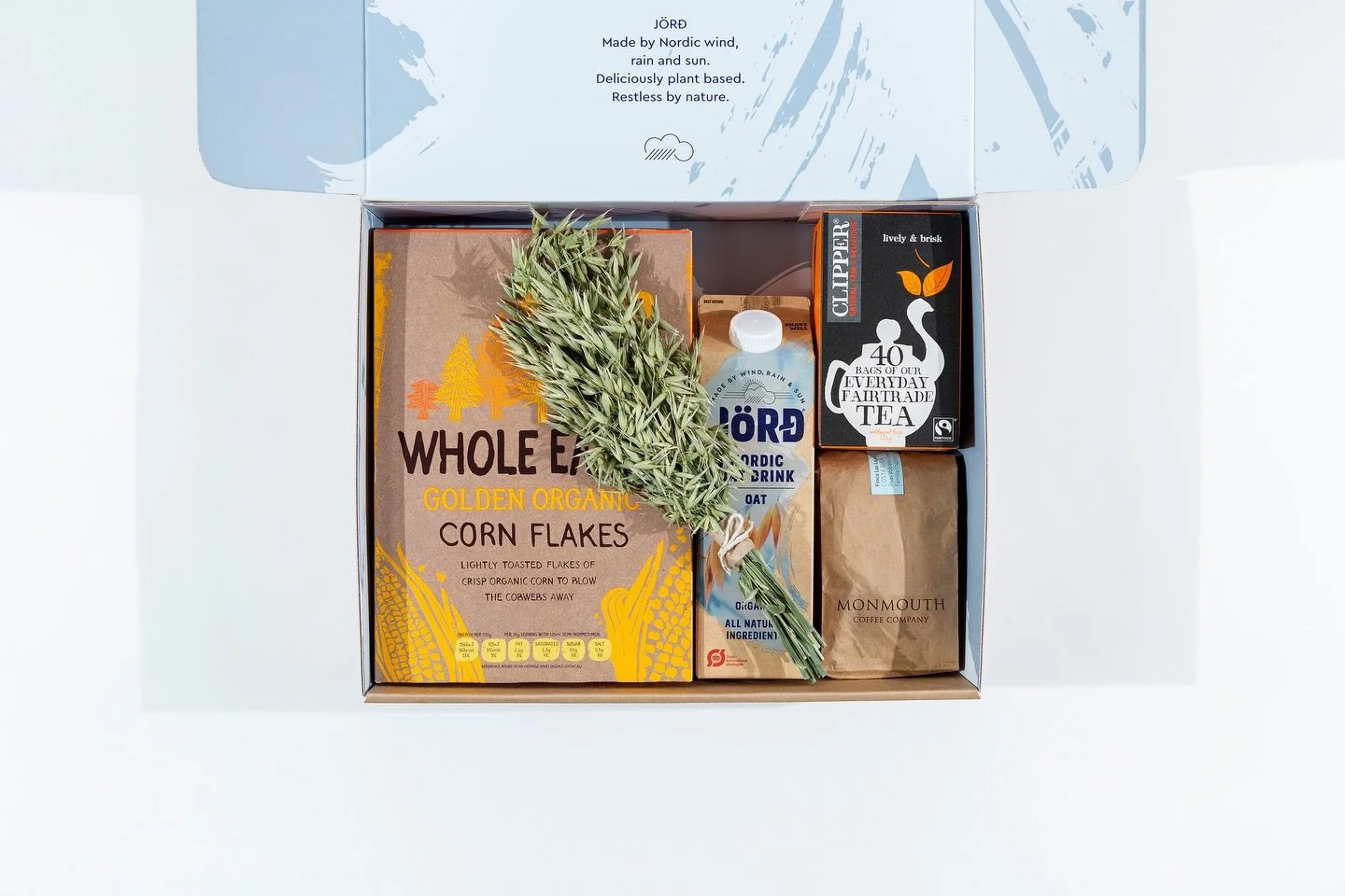 Breakfast, but make it Nordic. 🌾☕

For J&Ouml;RĐ, we created bespoke breakfast kits designed to deliver a fresh start &mdash; straight to journalists&rsquo; doorsteps. Simple, natural, and everything you need to ease into the day properly.

Each 042