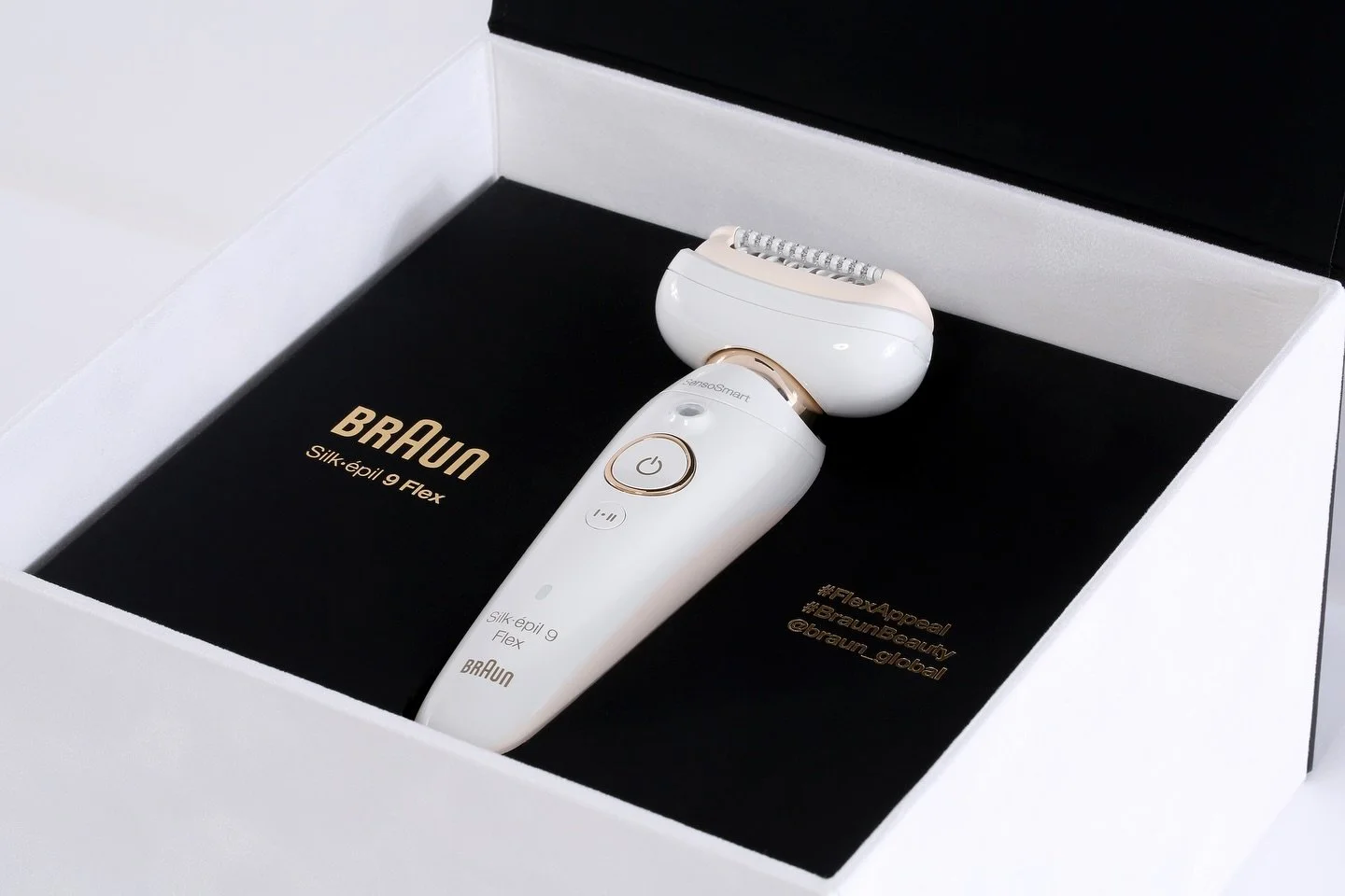 Flex, but make it beauty. ✨🪞

For the launch of Silk-&eacute;pil 9 Flex, we created custom gift boxes for Braun designed to bring a little extra flexibility (and luxury) to at-home routines.

Wrapped in Corvon Mano and lined with Suedel Luxe, the bo