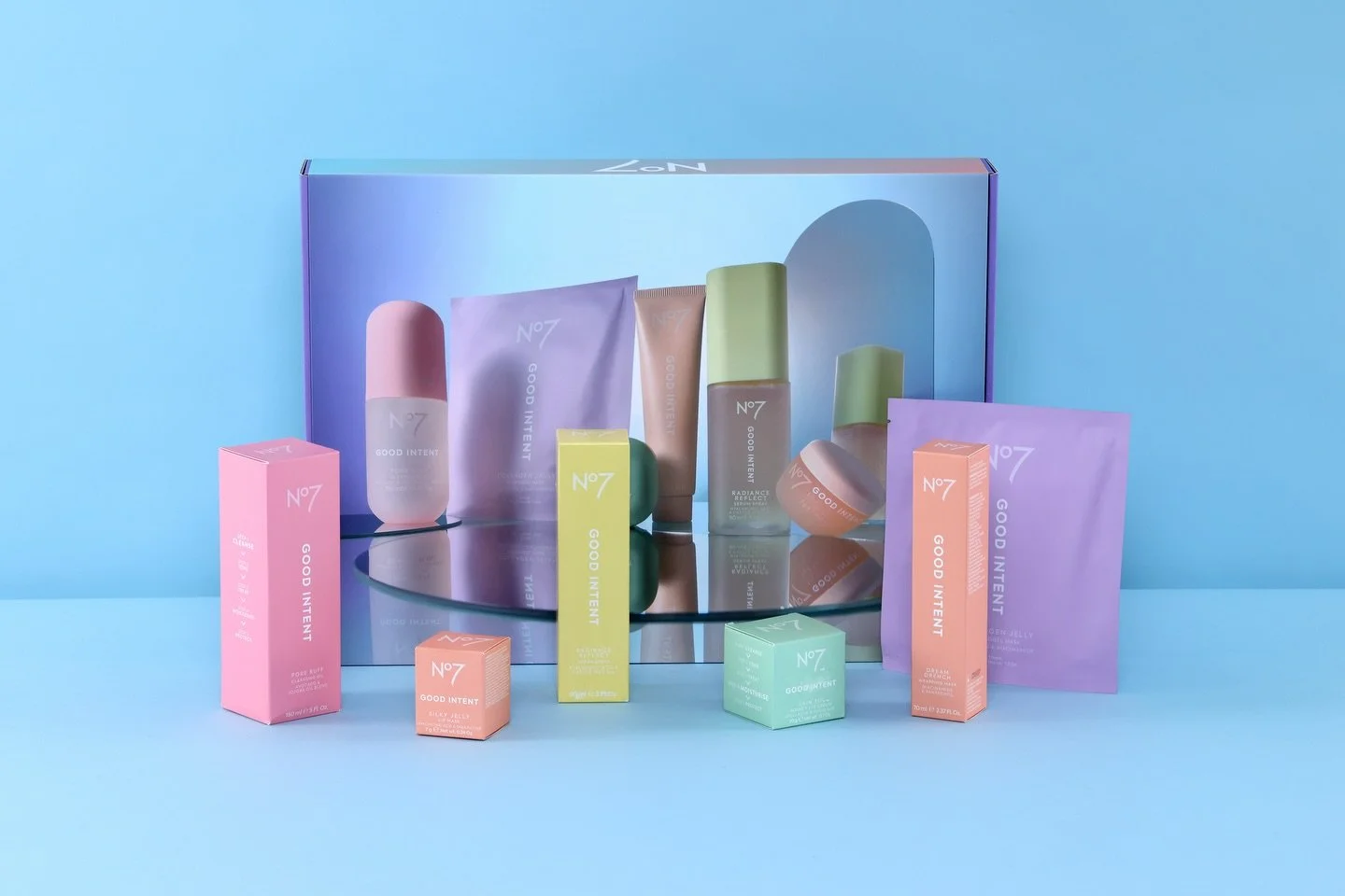 Glow incoming&hellip; no filter needed. ✨

For the launch of No7 Good Intent, we created premium mailer boxes designed to deliver a full skincare moment &mdash; six products, one very luminous outcome.

The 0427 mailer (with outer sleeve) opens to a 