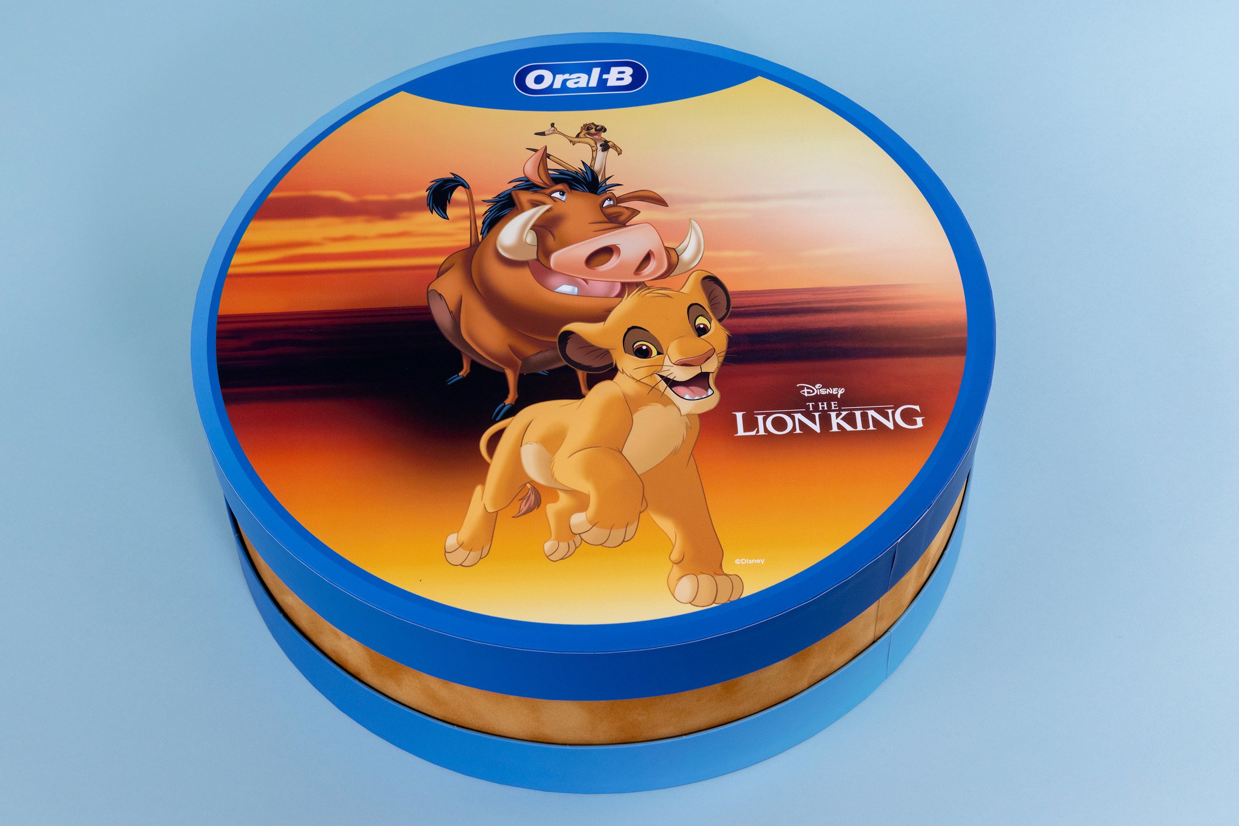 5_WrightBoxes_OralB_LionKing_3000x2000.jpg