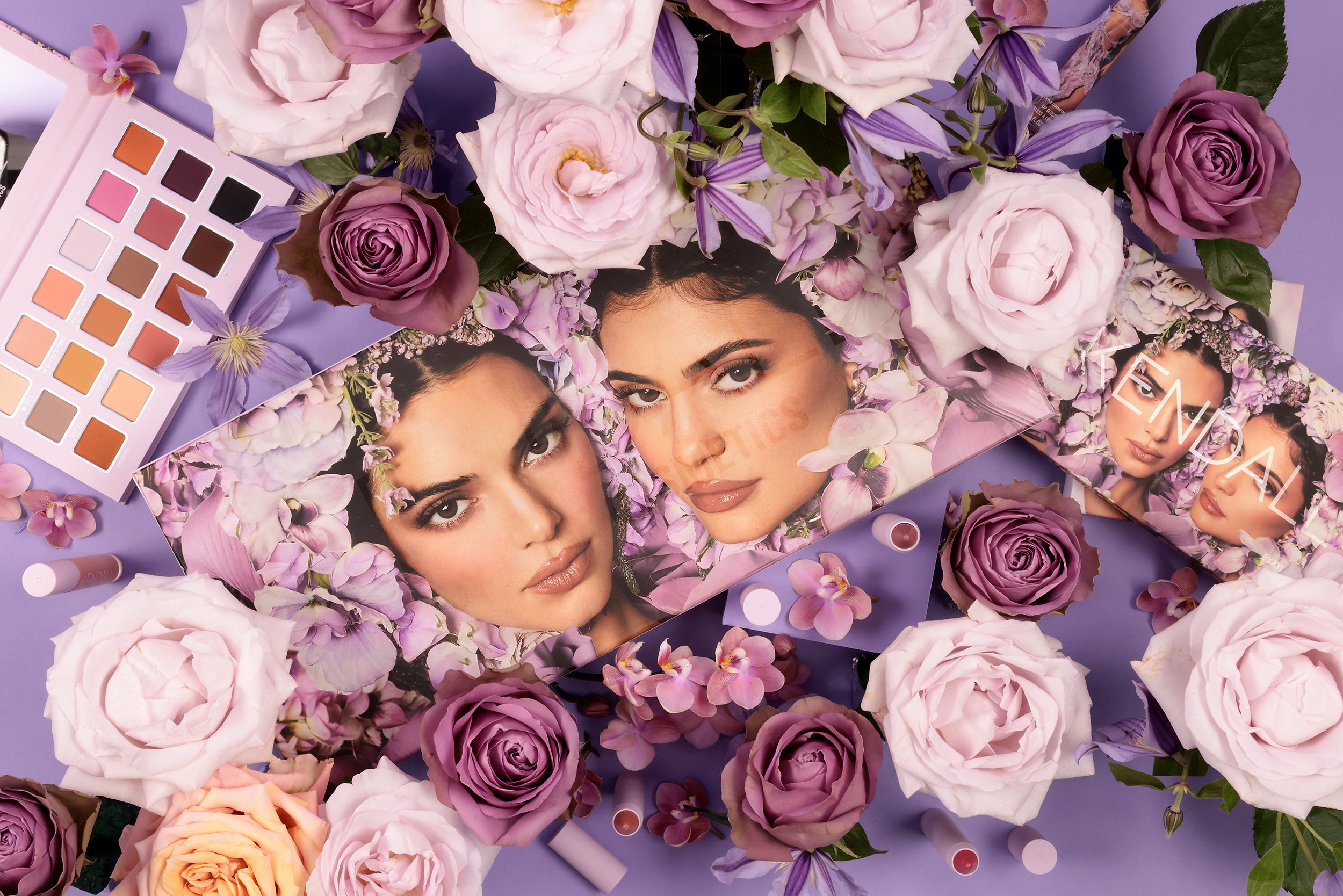 8_WrightBoxes_Kendal_Jenner_3000x2000.jpg