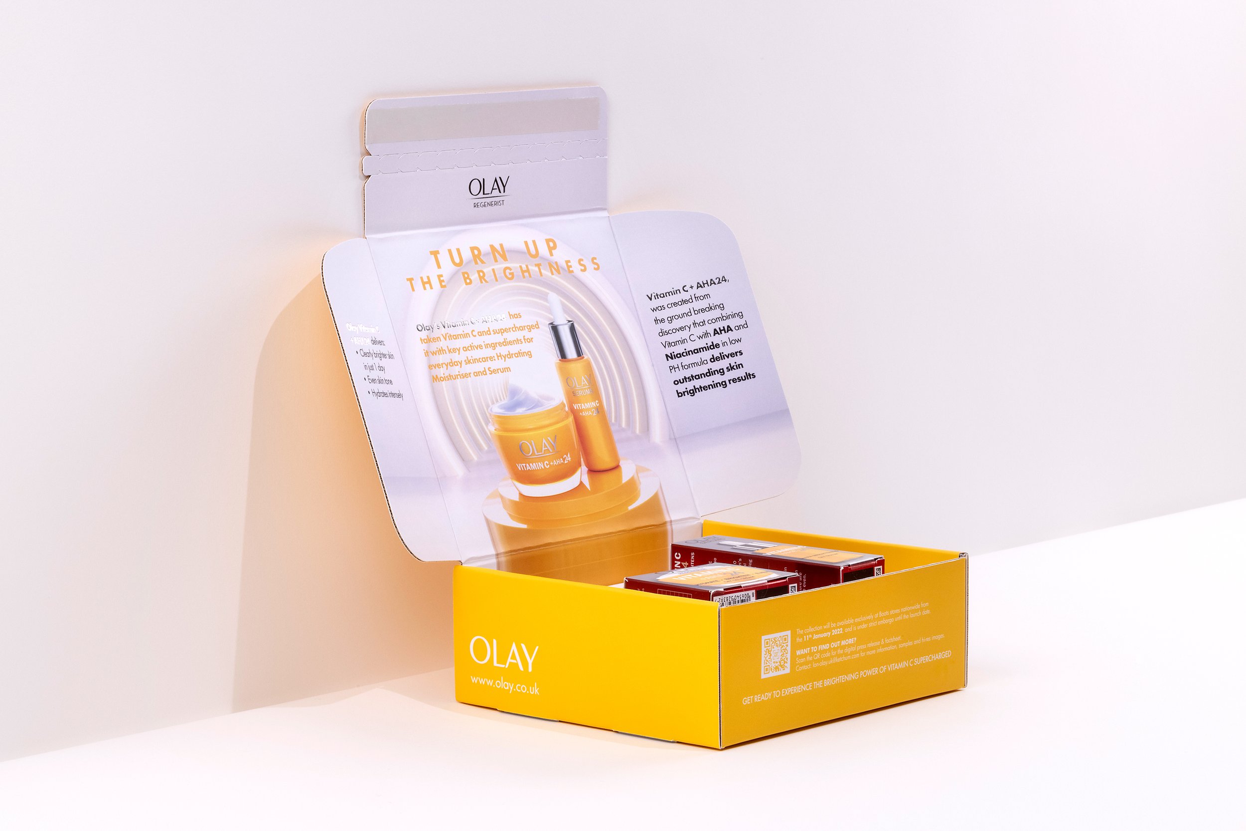 5_WrightBoxes_Olay_NPD_3000x2000.jpg