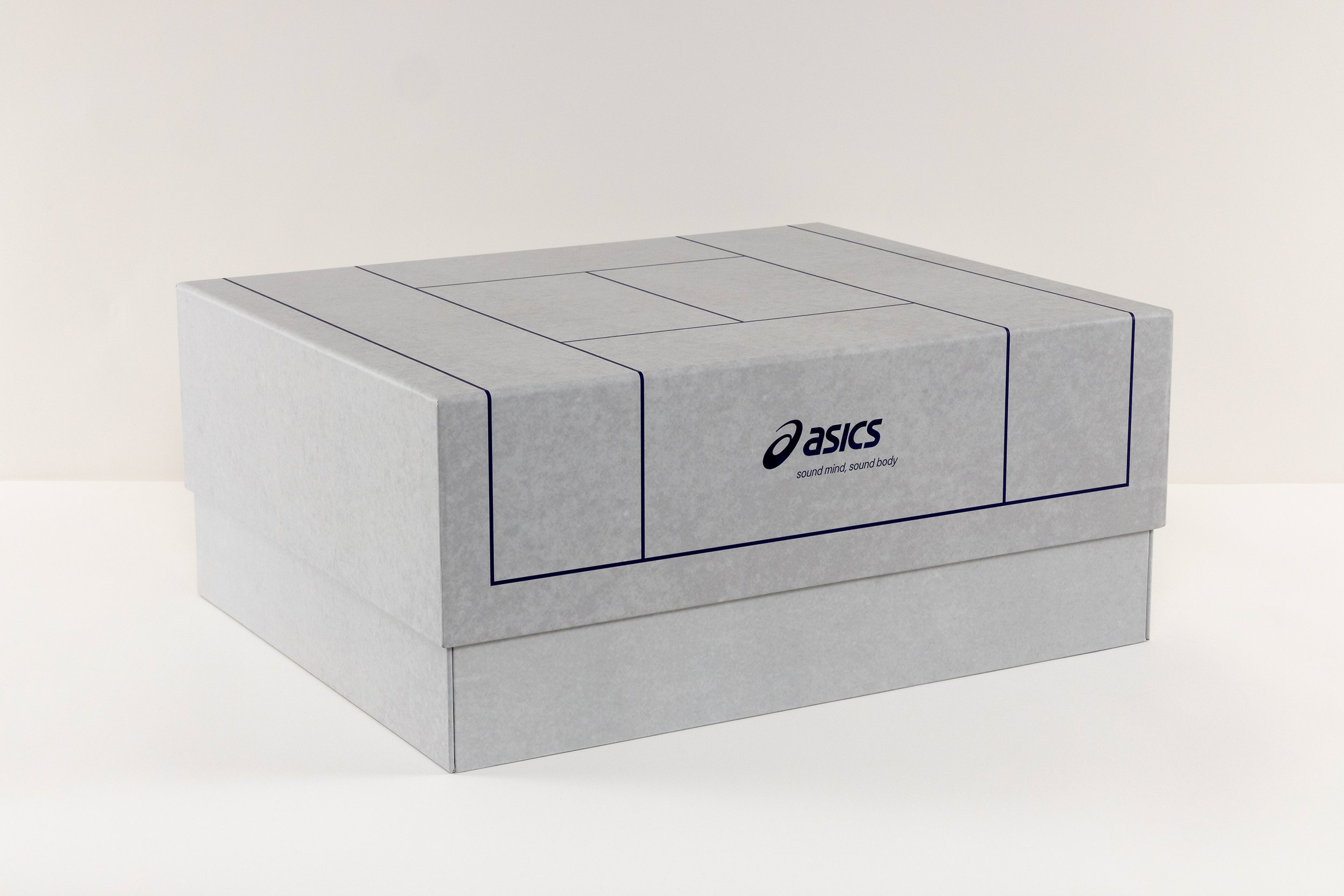 3_WrightBoxes_Asics_3000x2000.jpg