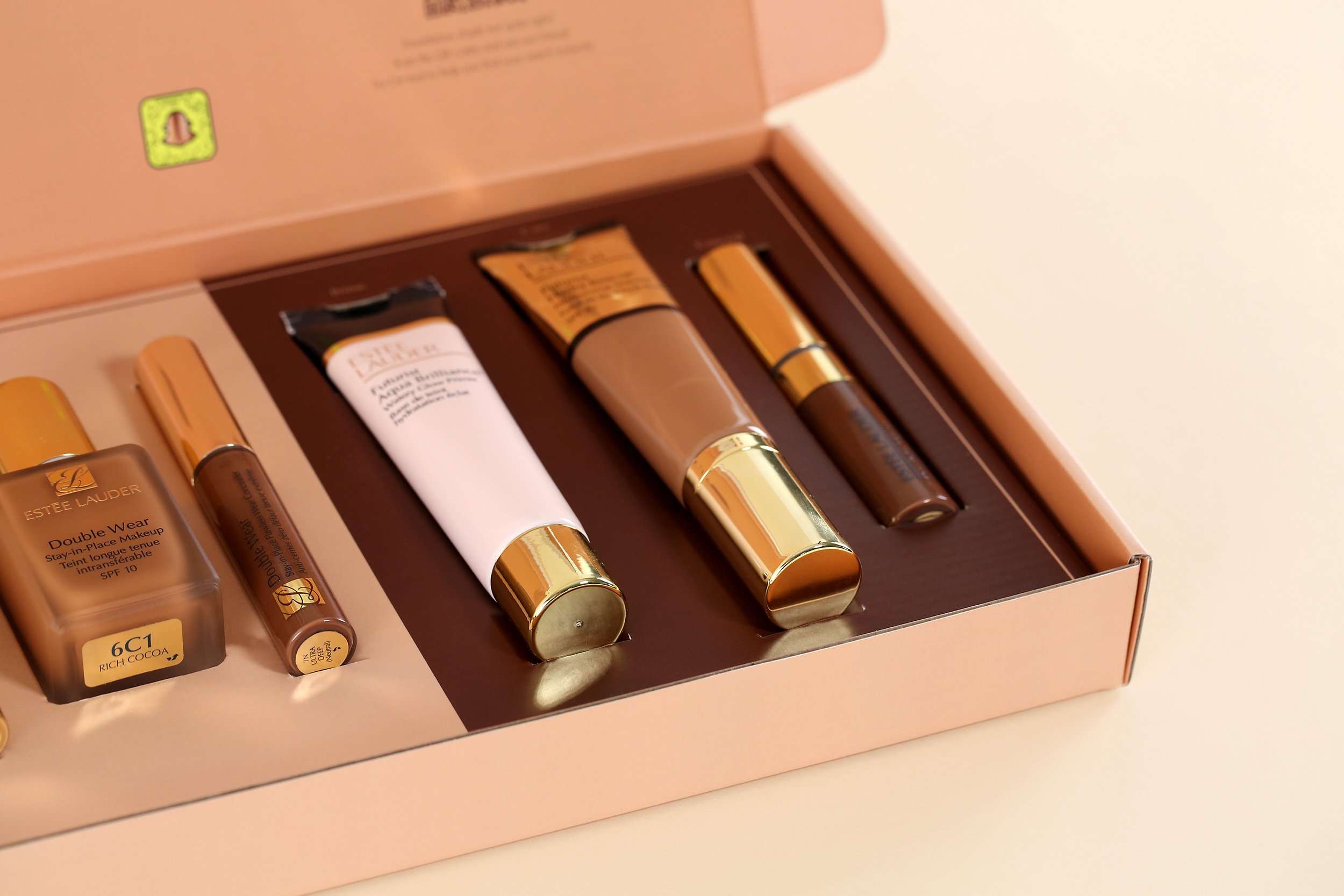 2_WrightBoxes_Estee_Lauder_3000x2000.jpg
