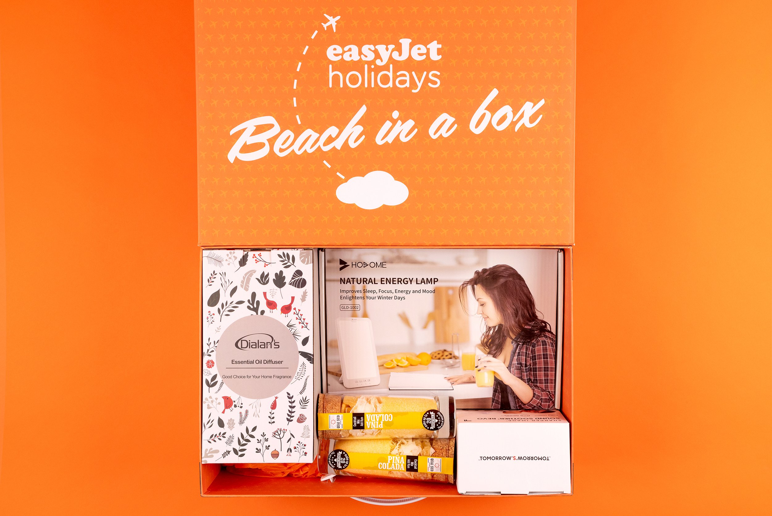 4_WrightBoxes_EasyJet_BeachBox_3000x2000.jpg