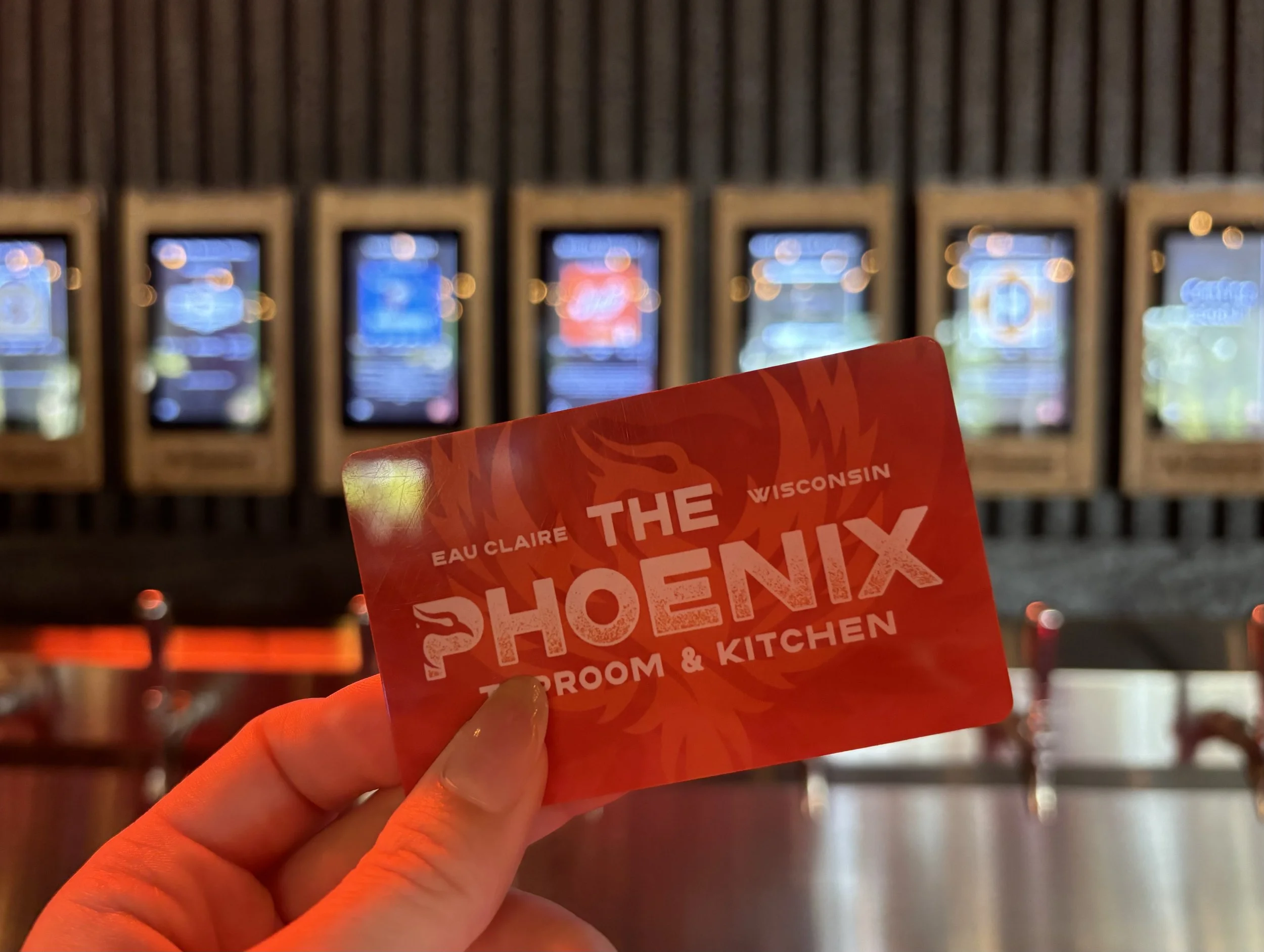 Eau-Claire-Wisconsin-Phoenix-TapRoom-ErinMolstadPhotography