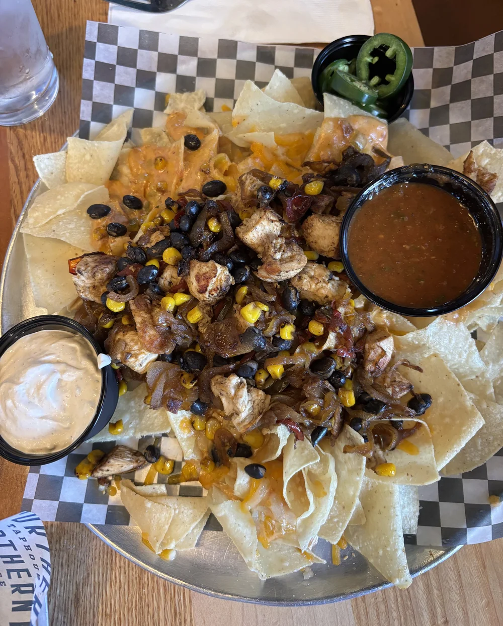 Eau-Claire-Wisconsin-Northern-Tap-House-Nachos-ErinMolstadPhotography