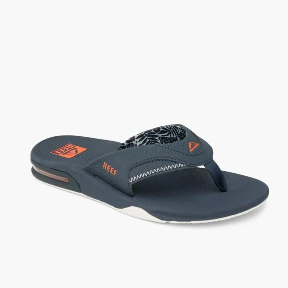 Reef sandals are here! All your favourites The Fanning, Fanning Pregame, One Slide and the Fanning slide!