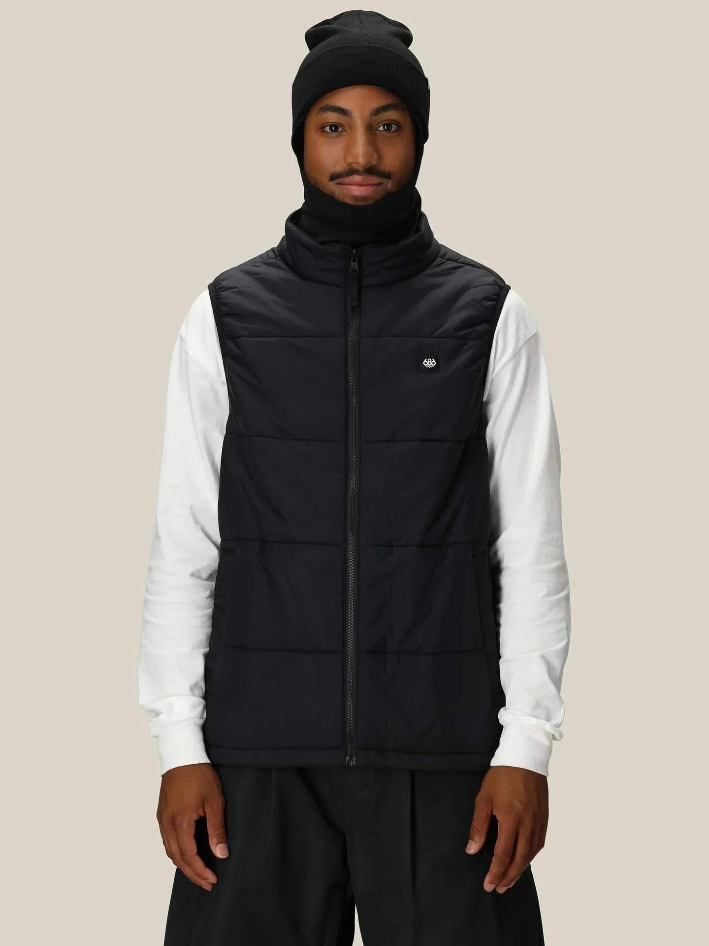 You looking for the ideal vest for layering under a jacket in frigid weather or over a hoody in the streets and for days at the park? The 686 rodeo vest is filled with 200g infiloft polyfill insulation and featuring four pockets for your essential.
$