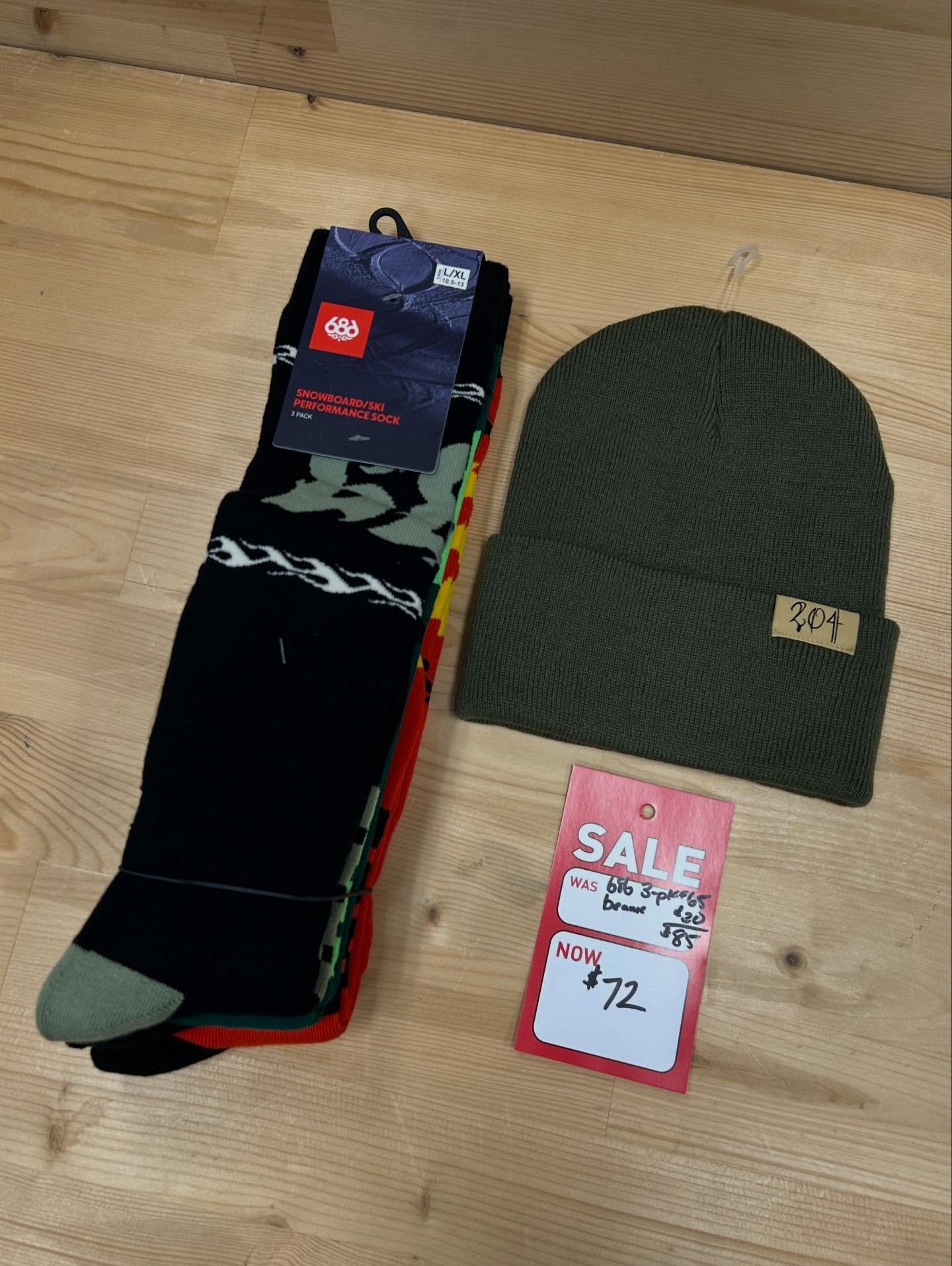 Looking for some quick and easy Christmas gifts? We just made ur life 10x easier with these solid deal bundles!