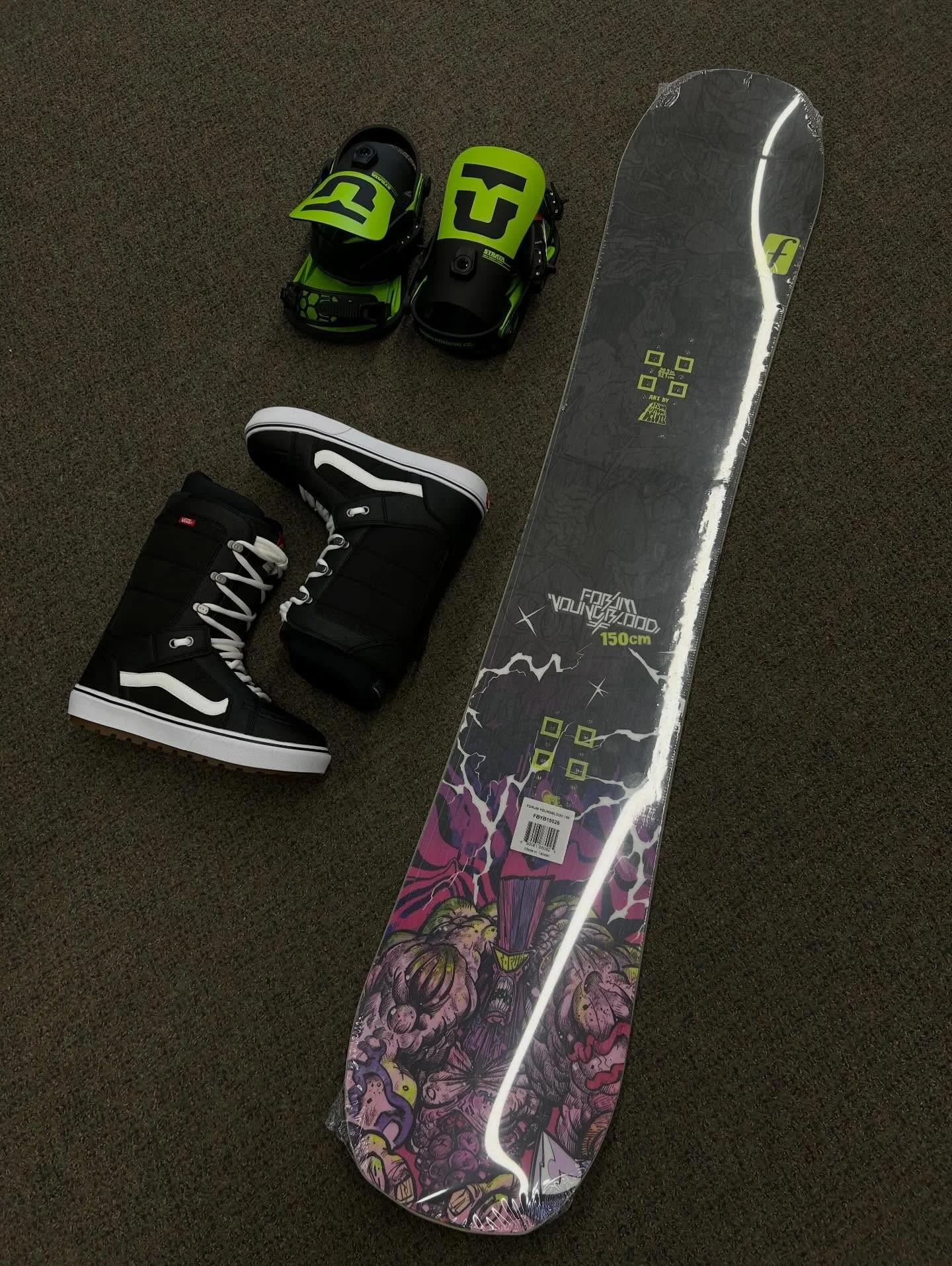 ALL SNOWBOARD GEAR IS STILL ON SALE!!!!!