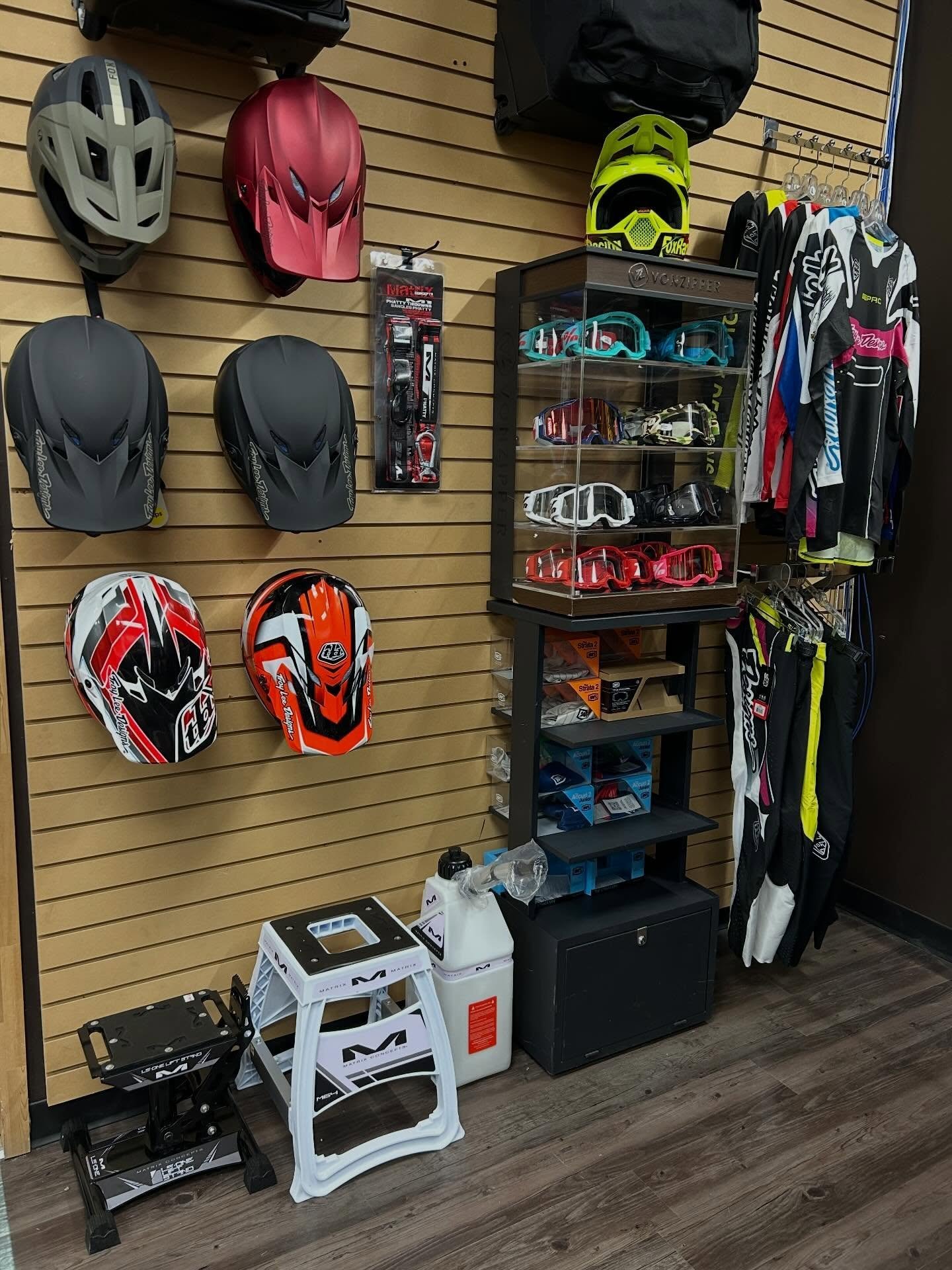 Moto season is here, brought back Troy Lee Designs limited stock can order what you need! Rental, Work Connection &amp; Matrix as well!