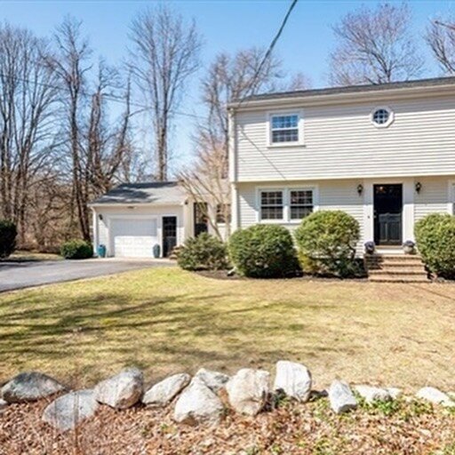 OPEN HOUSE TODAY 12-2  25 Old Oaken Bucket Road in Norwell $649,000. All offers due by Monday at 12PM