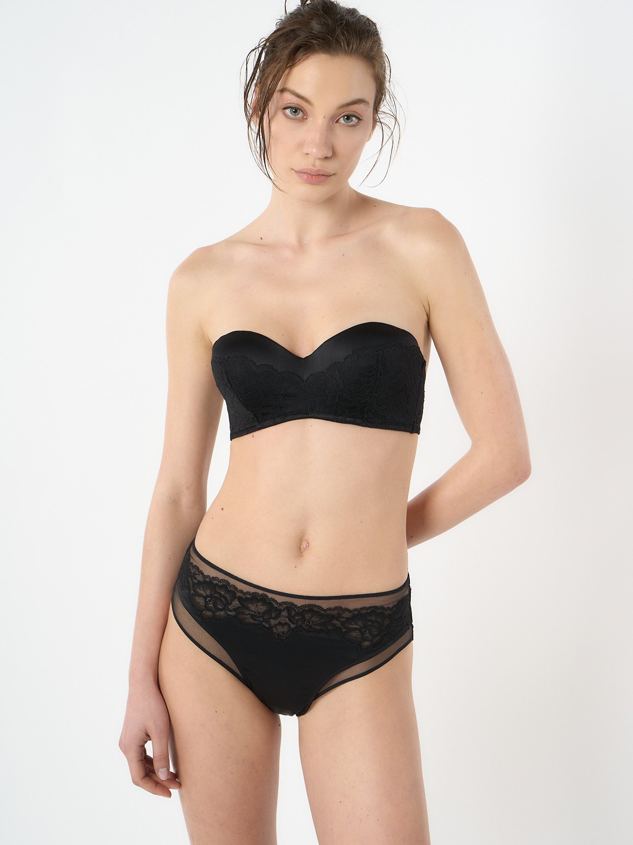 Nuame Power Lace Silk and Lace Bandeau Black Front Crop