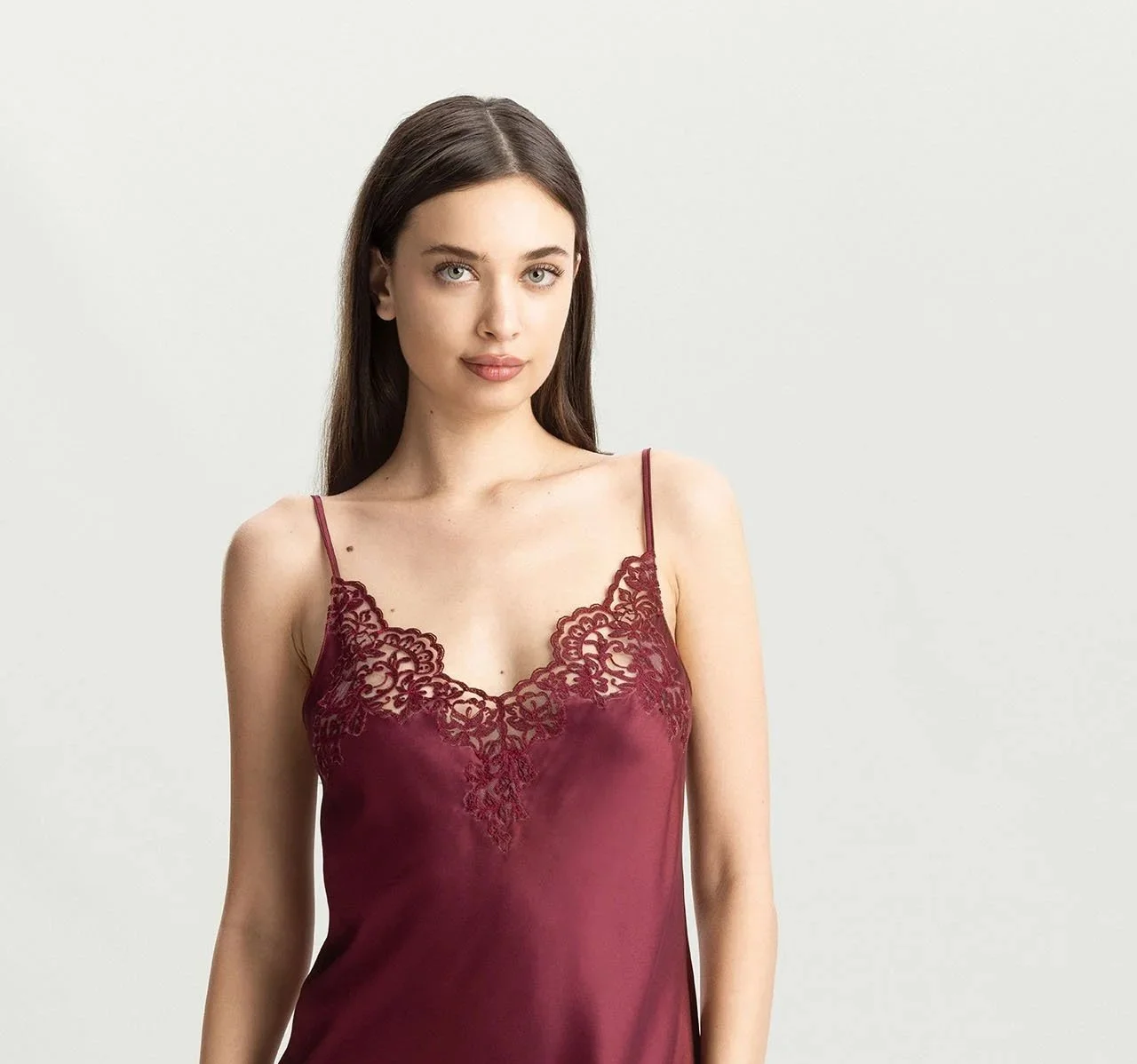 I.D. Sarrieri Royal Jewel Chemise Wine Front Crop