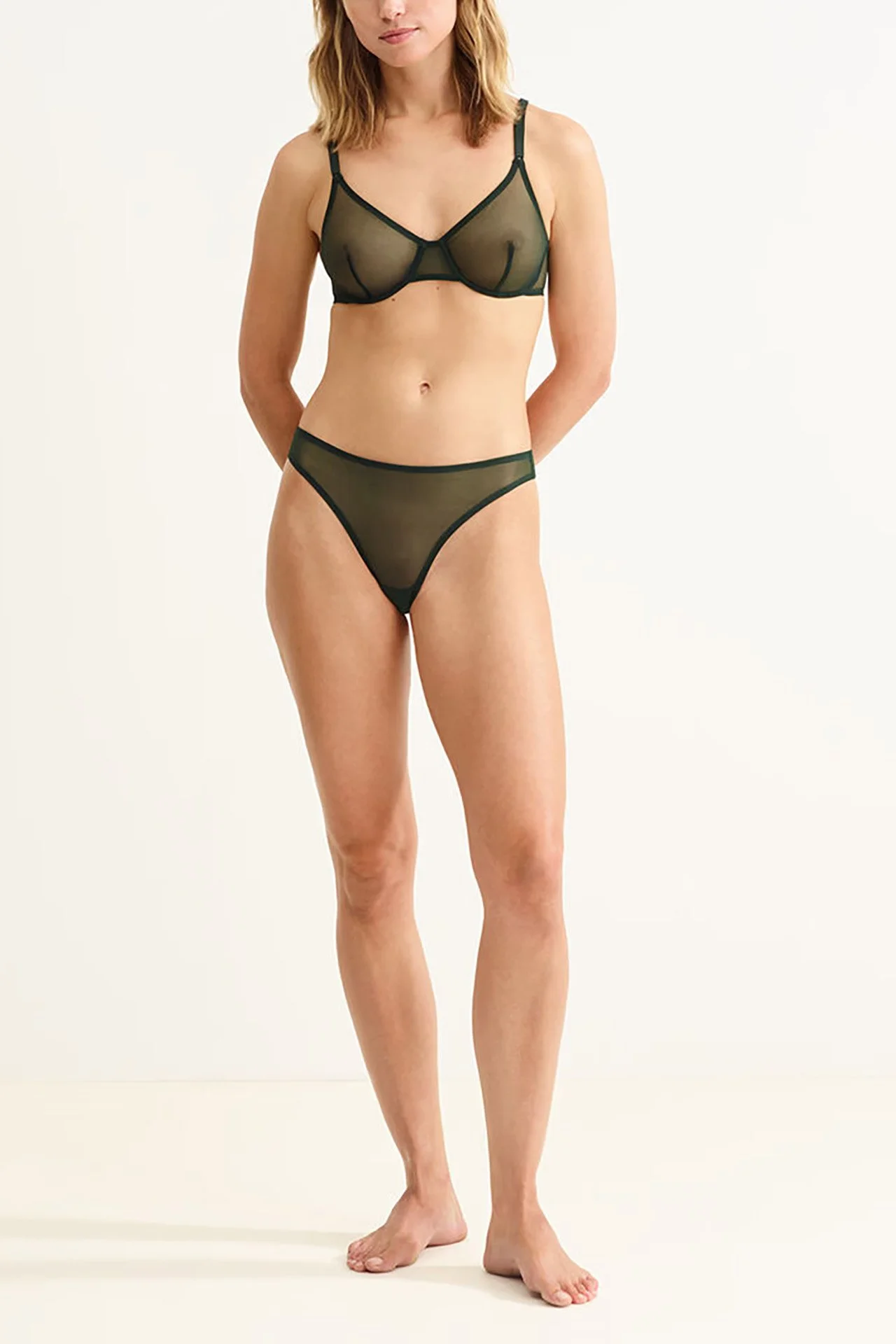 Eres Promesse Tonique Thong Scarabee Model Front