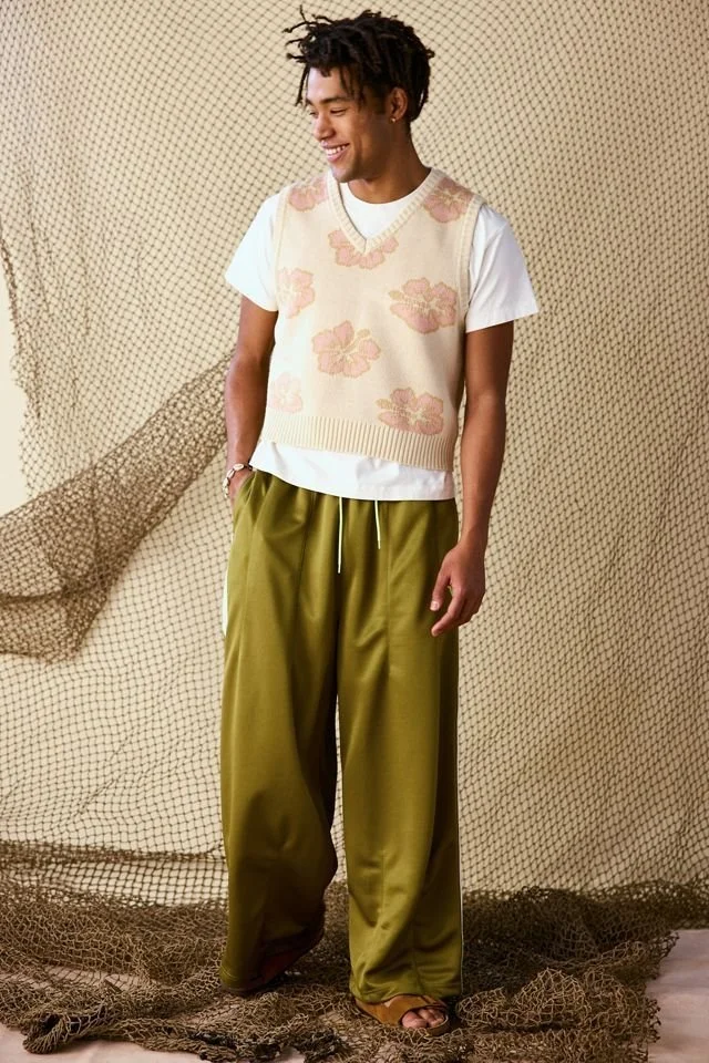 urbanoutfitters.com