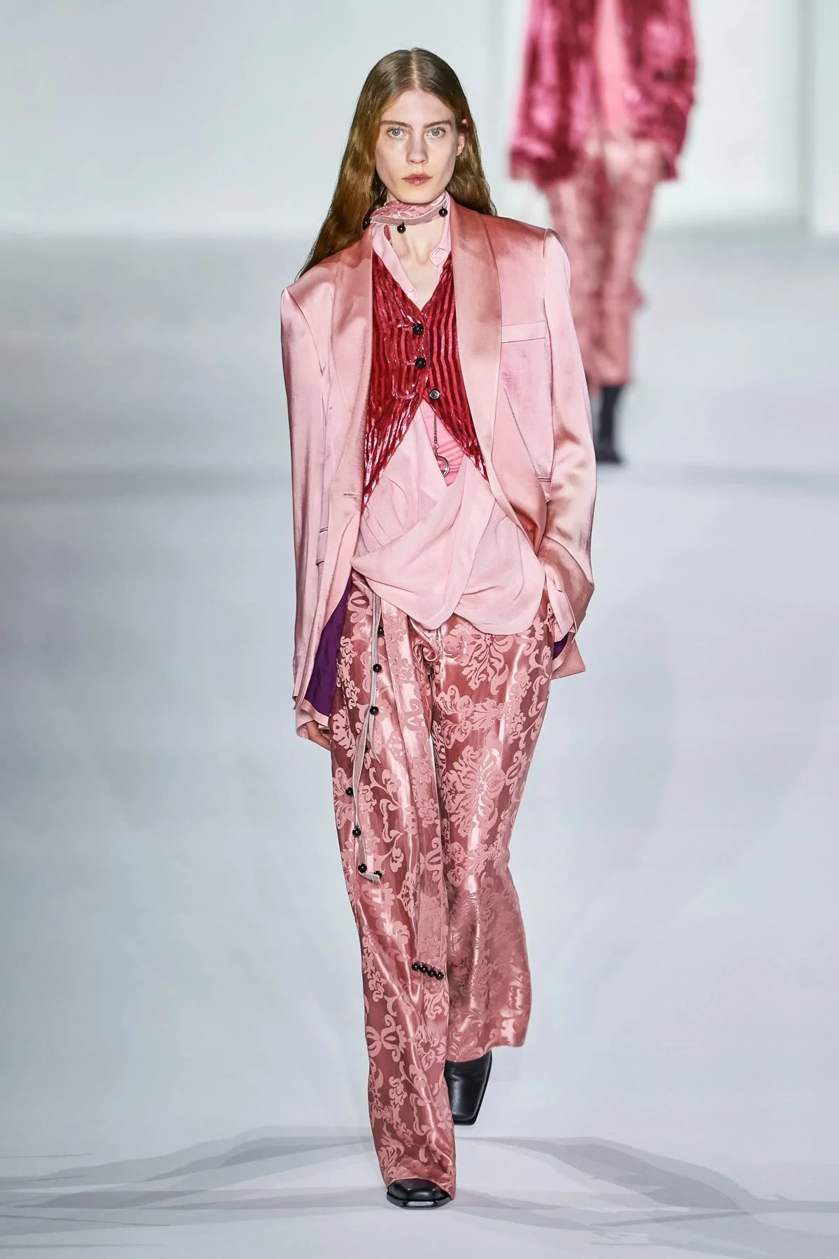 hero-magazine.com (Ann Demeulemeester)