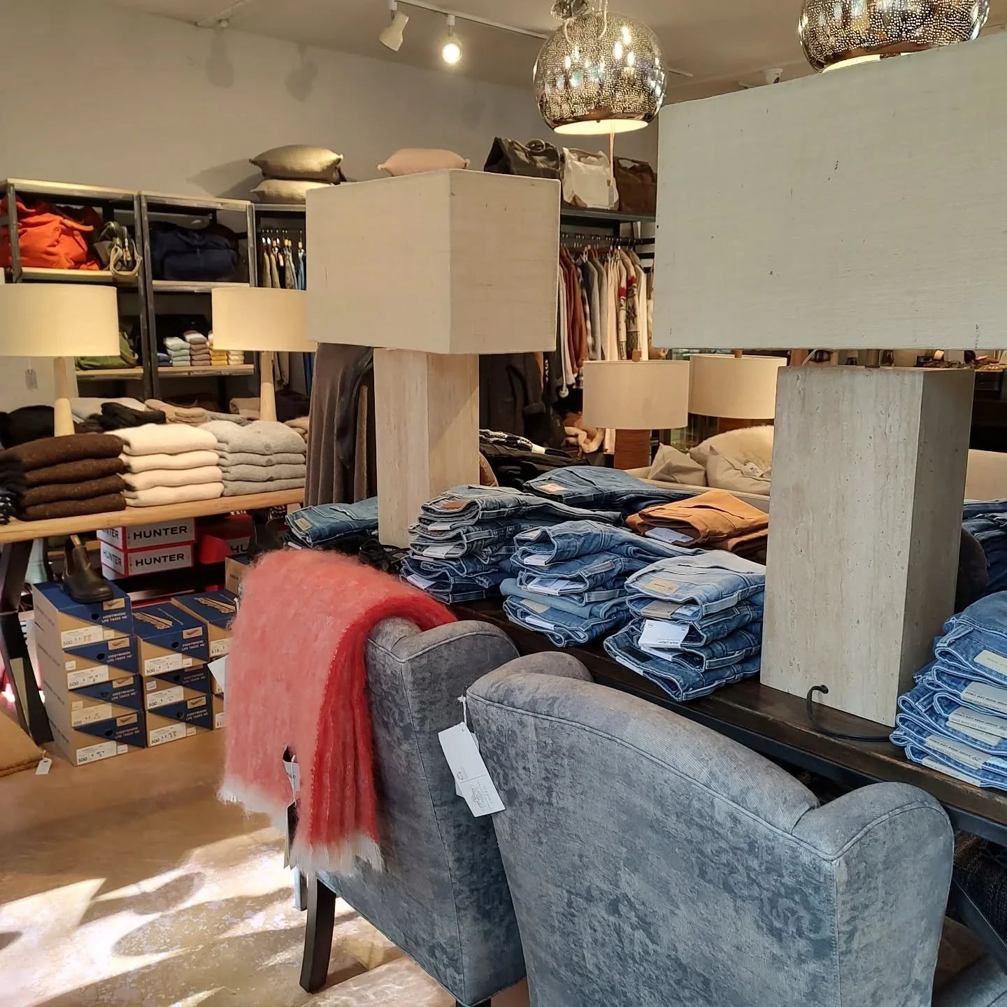 A little corner in the back of the shop.  @ag_jeans @johnderiancompany @myciscohome @bareknitwear @cushendale @blundstoneusa @jamesperse @travaux_en_cours @velvettees @campomaggi_bags #openeveryday #shoplocal #newprestonct
