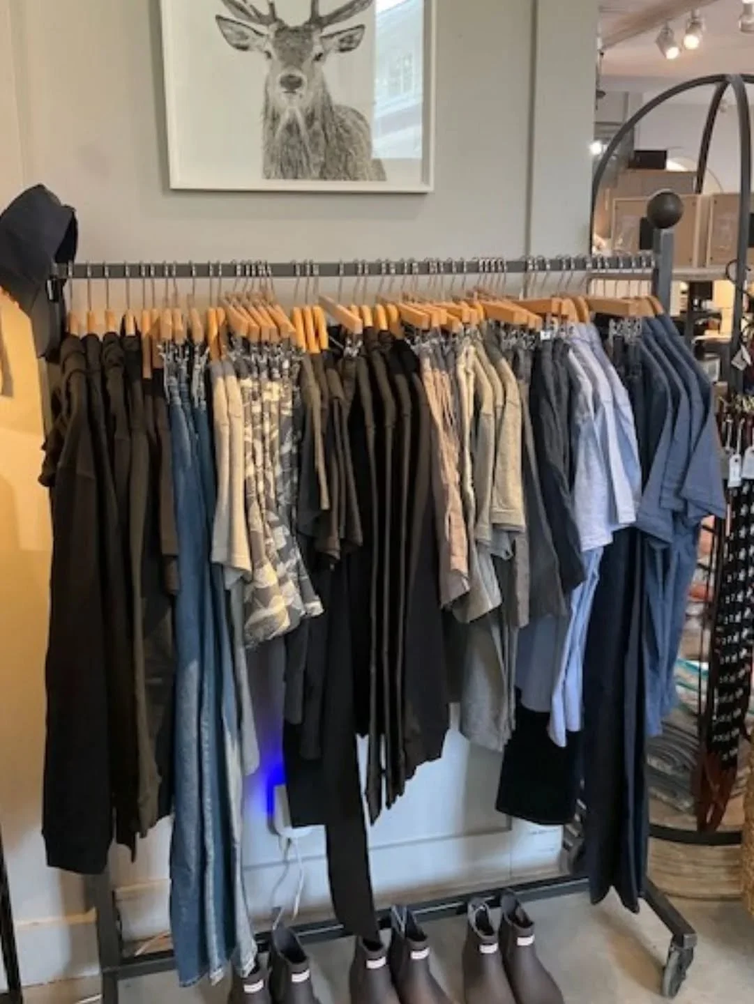 New to our Men's Corner, @hartford @billy_reid @filson1897 @originalmadrastradingco @armorluxofficiel @hunterboots @indi.and.ash @jungmaven @rototo_official and more. 
#weekendmood #blues #relaxtime #sustainable #39years