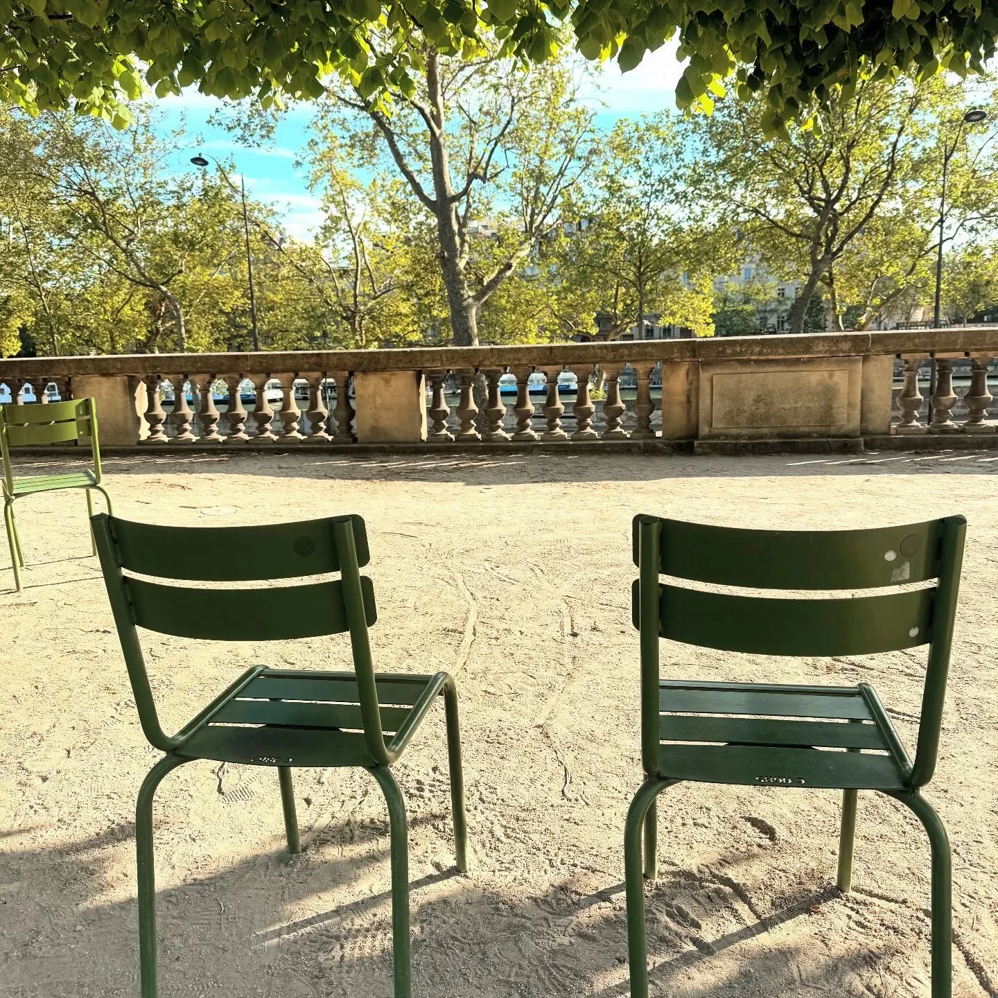 Time to shop for outdoor furniture.  We now represent the French brand @fermob, formerly sold next door at Pergola.
These chic and durable pieces are scattered throughout the LUXEMBOURG GARDENS in Paris and will add sophistication to any outdoor spac