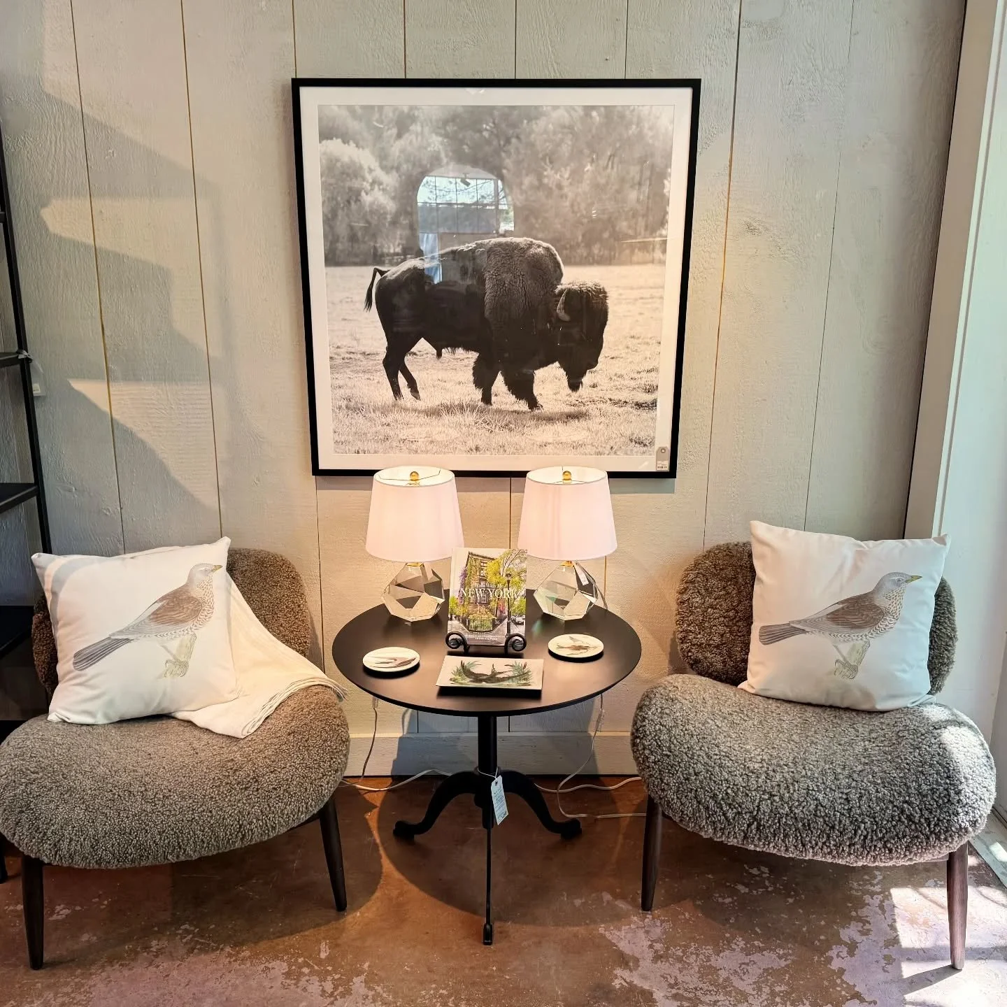 Very cool mid century modern shearling chair pair.  Wouldn't they look great in your living room?  And they will fit in your car.  @leeindustries @myciscohome @libeco_home #upholstery #instock #shoplocal #39years #openeveryday