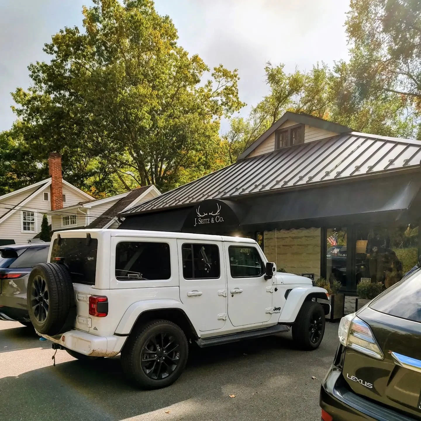Busy Tuesday!  #shopping #villagelife #openeveryday 
#newshipment #39years