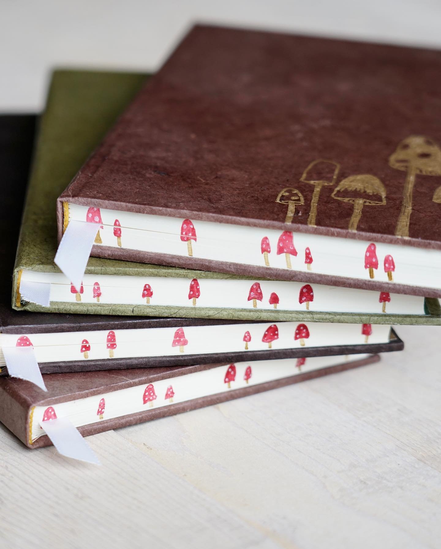 Forest Fair! I&rsquo;m back here in Southcentral for my favorite market of the year! Come down to Girdwood on July 5, 6, 7 to buy handmade art from one of the greatest art markets of the year. I&rsquo;m so pleased to have made so many journals with b