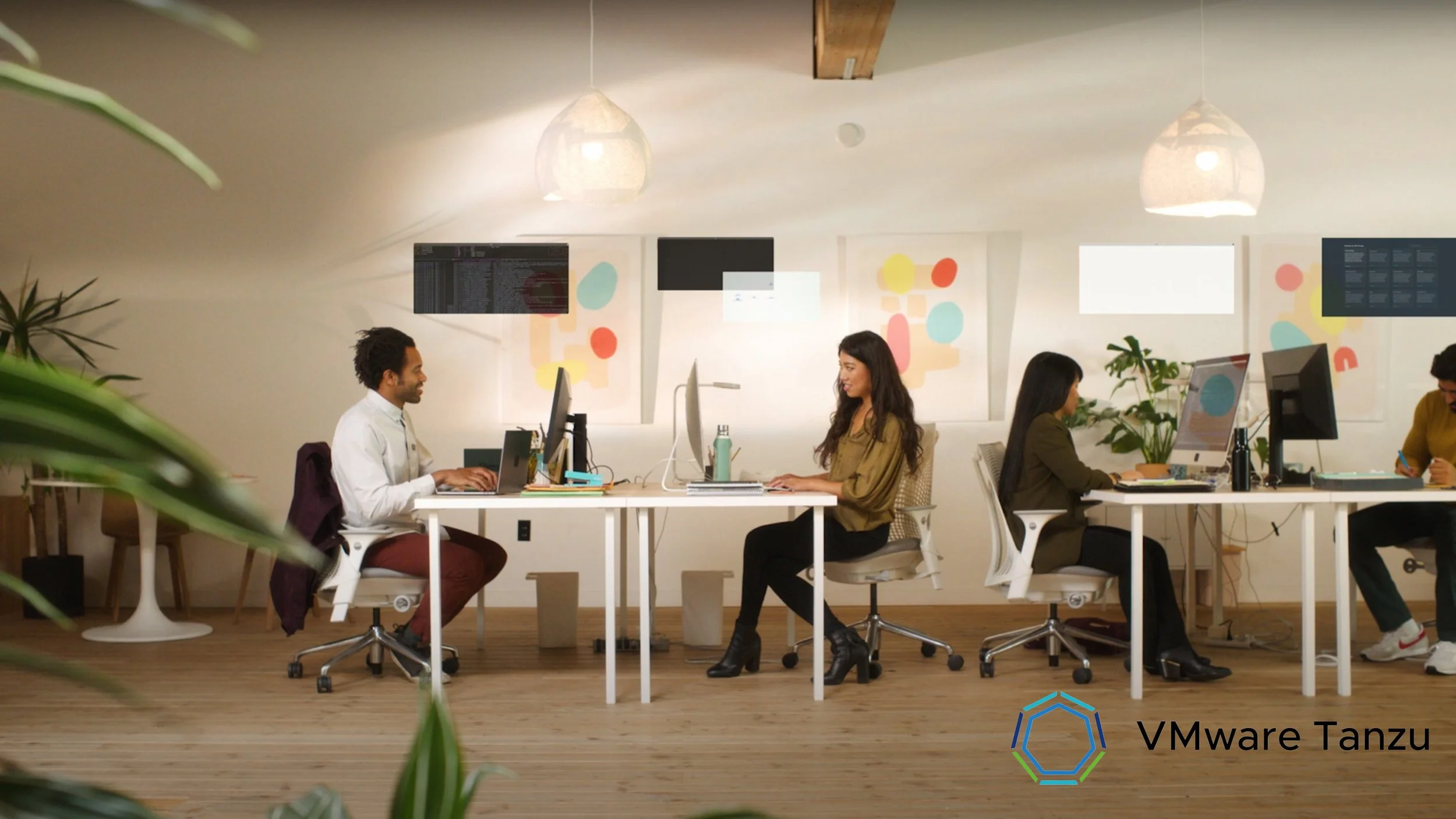PRODUCTION DESIGNER
FREE YOUR TIME 
VMware Tanzu - 