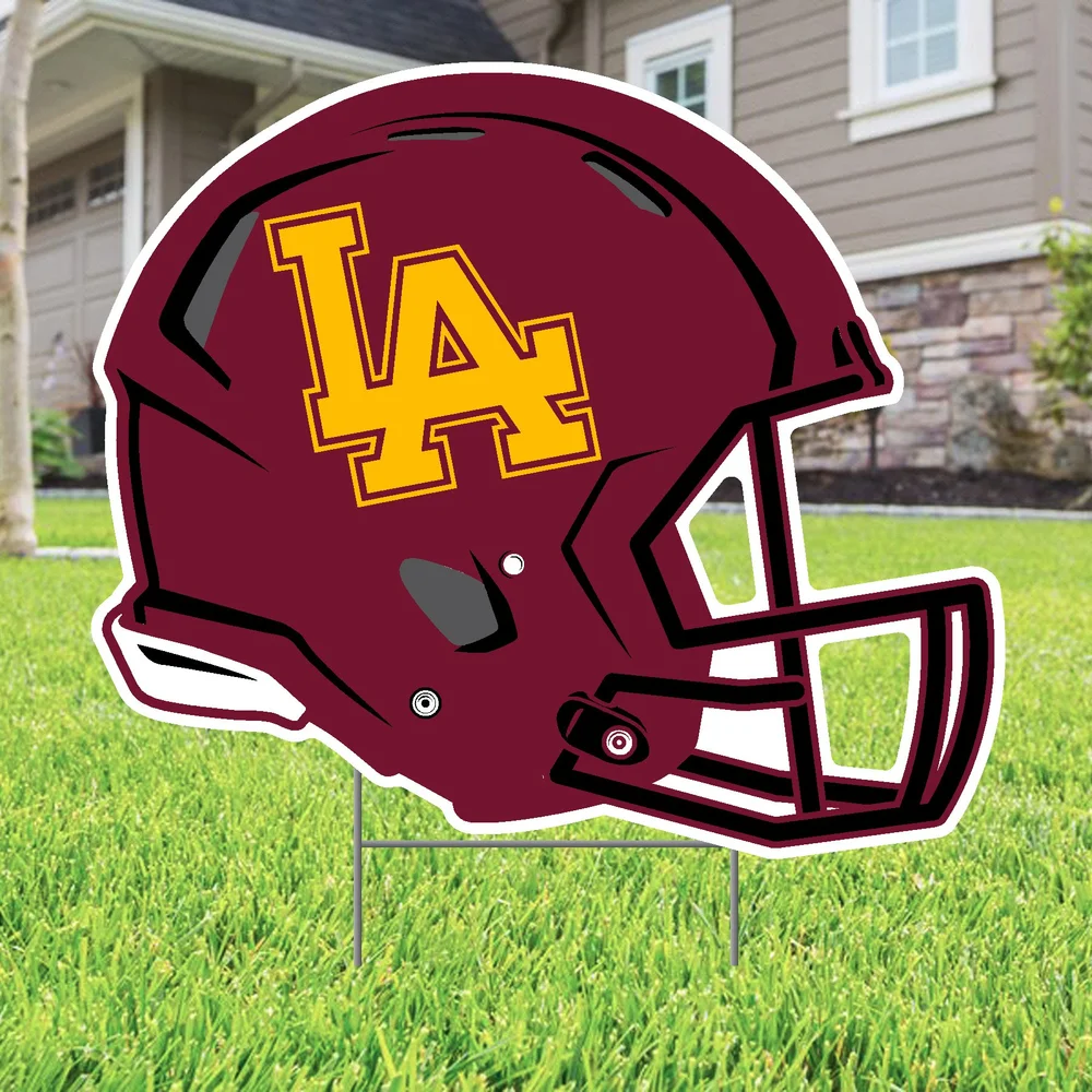 custom football helmet yard sign Davenport Central ideal for sports enthusiasts. Football Helmet Signs | FREE