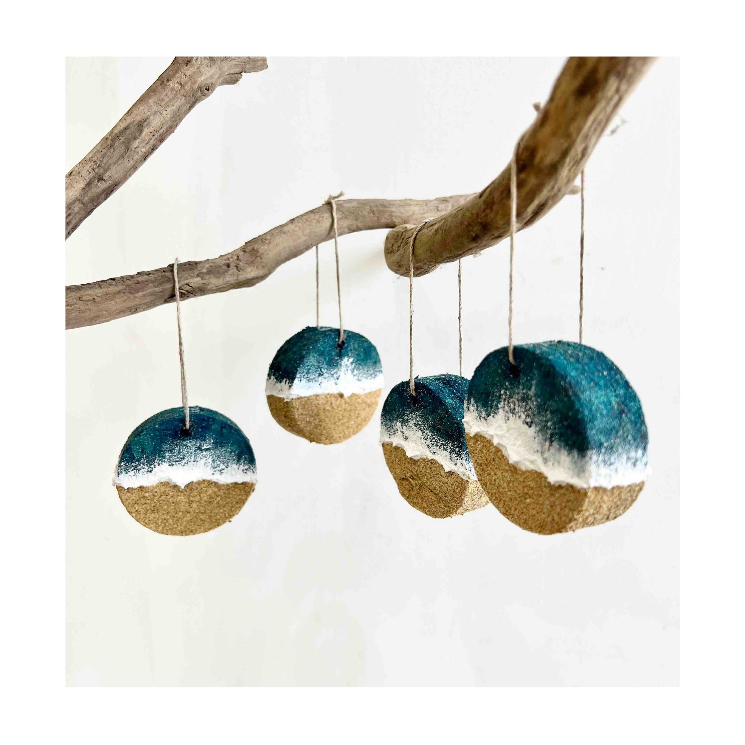 dark shoreline 4 pack hanging_IB.jpg