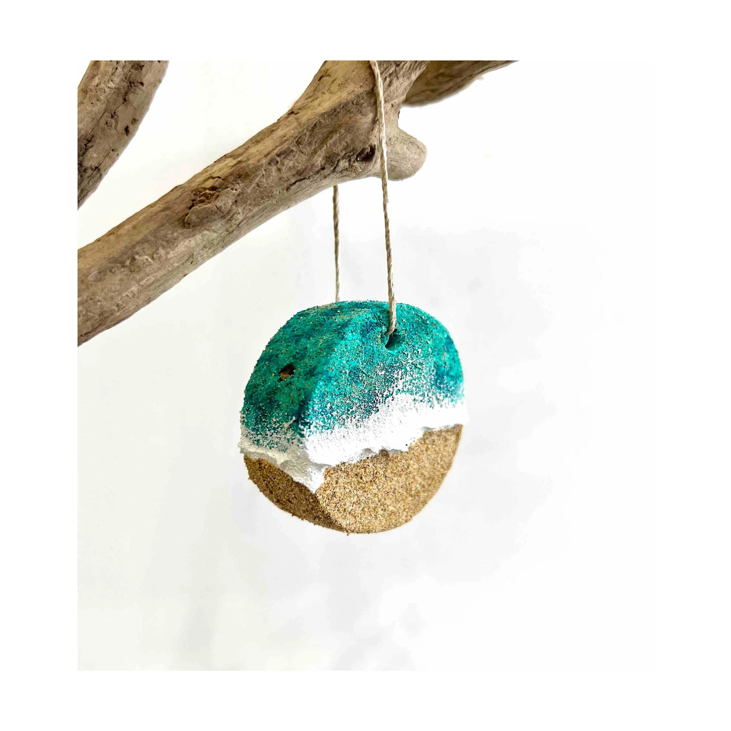 Turquoise shoreline hanging 2_IB_.jpg