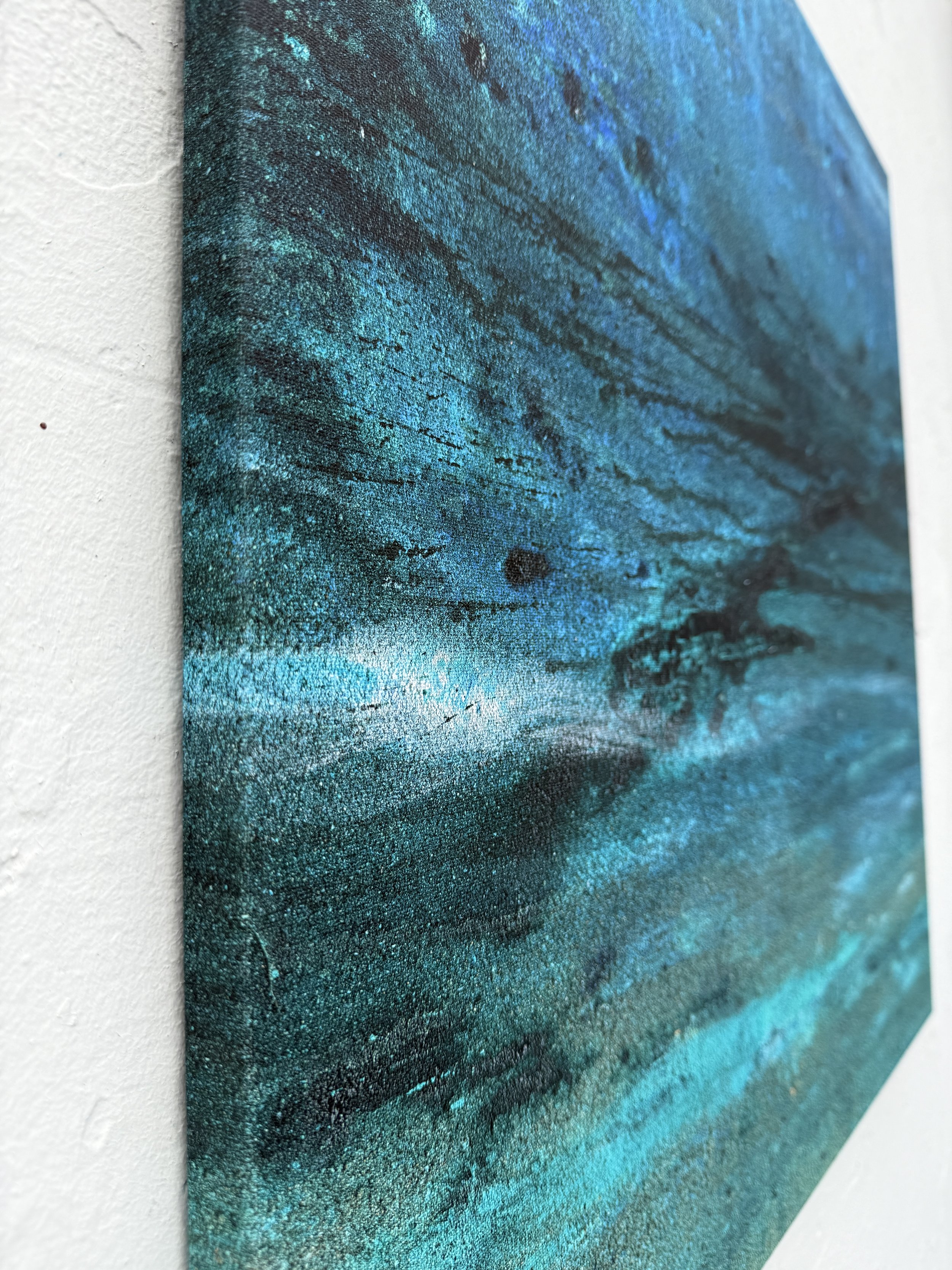 Side view of the 2cm gallery-wrapped edge of the Underwater Dreaming canvas