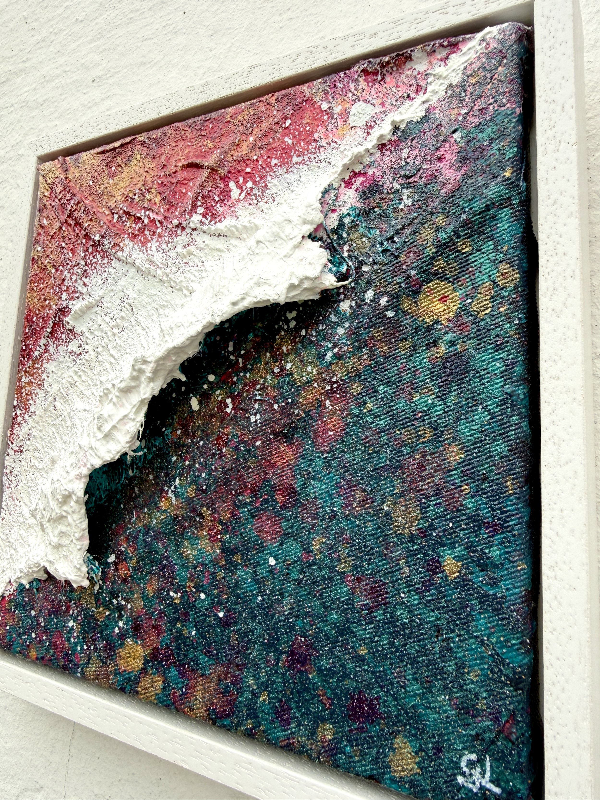 Close up of the 3D texture of the breaking wave in the Crantock Sunset painting