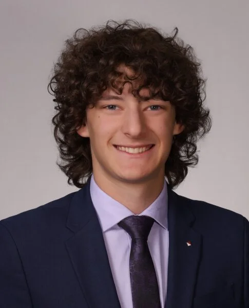 ETHAN LINNENBRINK.jpg