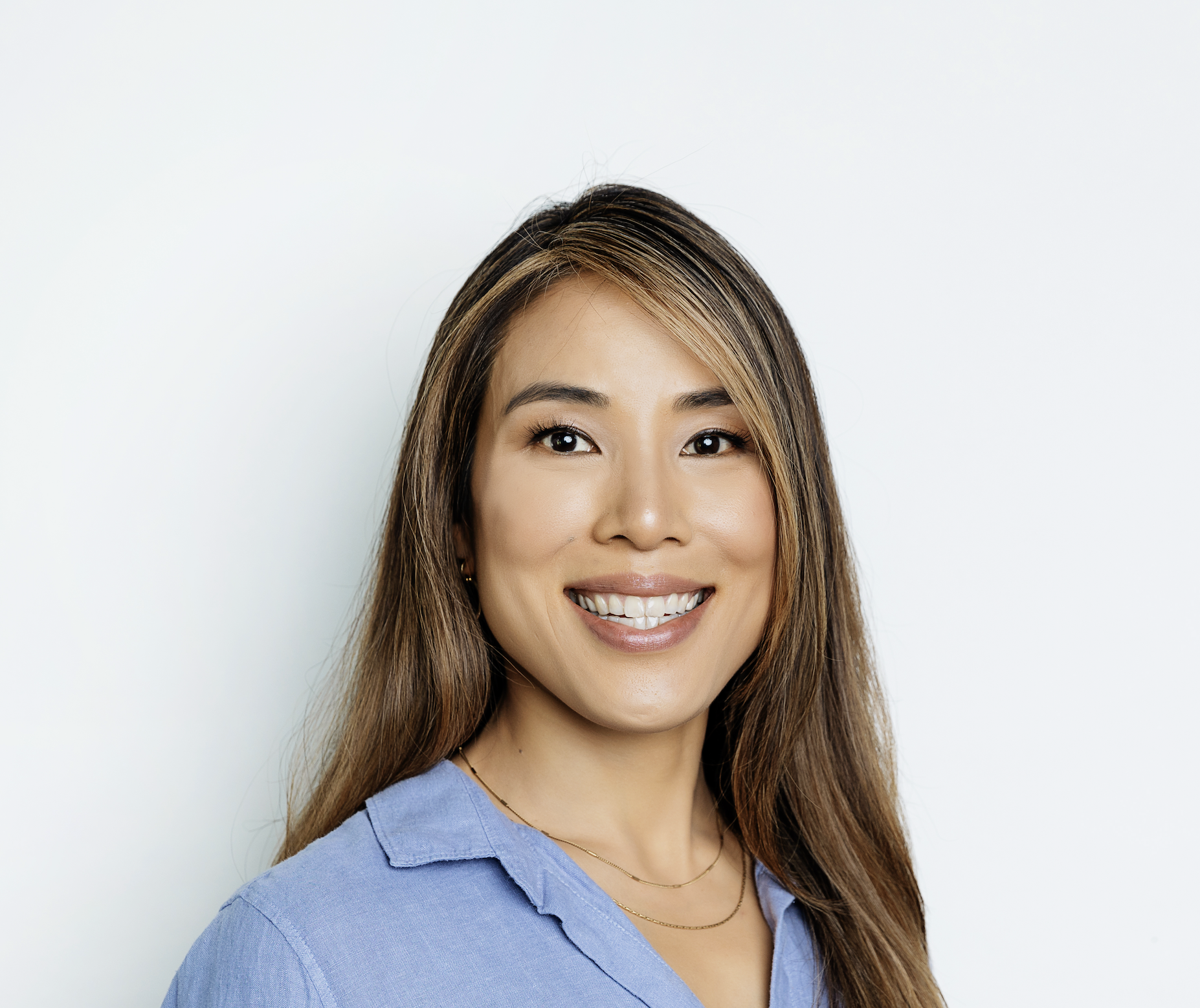 Headshot of Erica Nye, Registered Clinical Counsellor (RCC), Canadian Certified Counsellor (CCC), and Certified Career Strategist (CCS). Providing virtual career counselling to professionals in Vancouver, Squamish, and across BC.